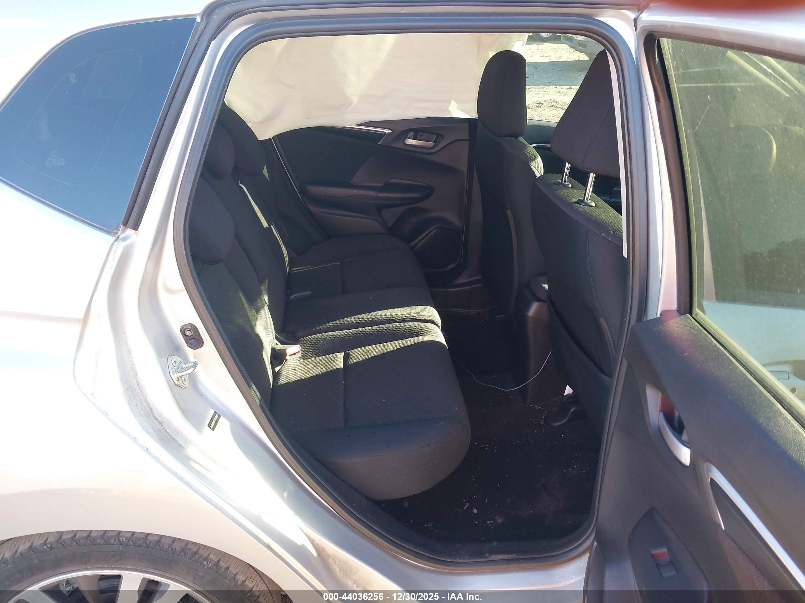 HONDA FIT image 8