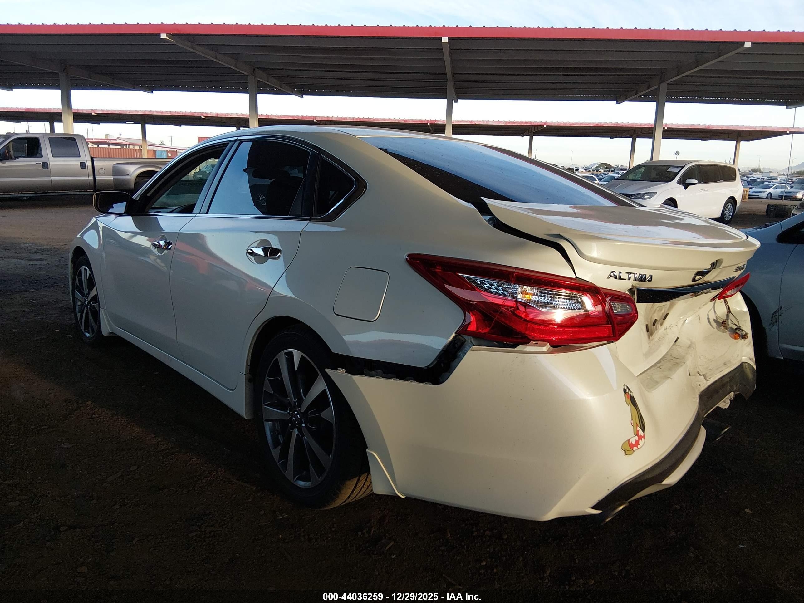 NISSAN ALTIMA image 3