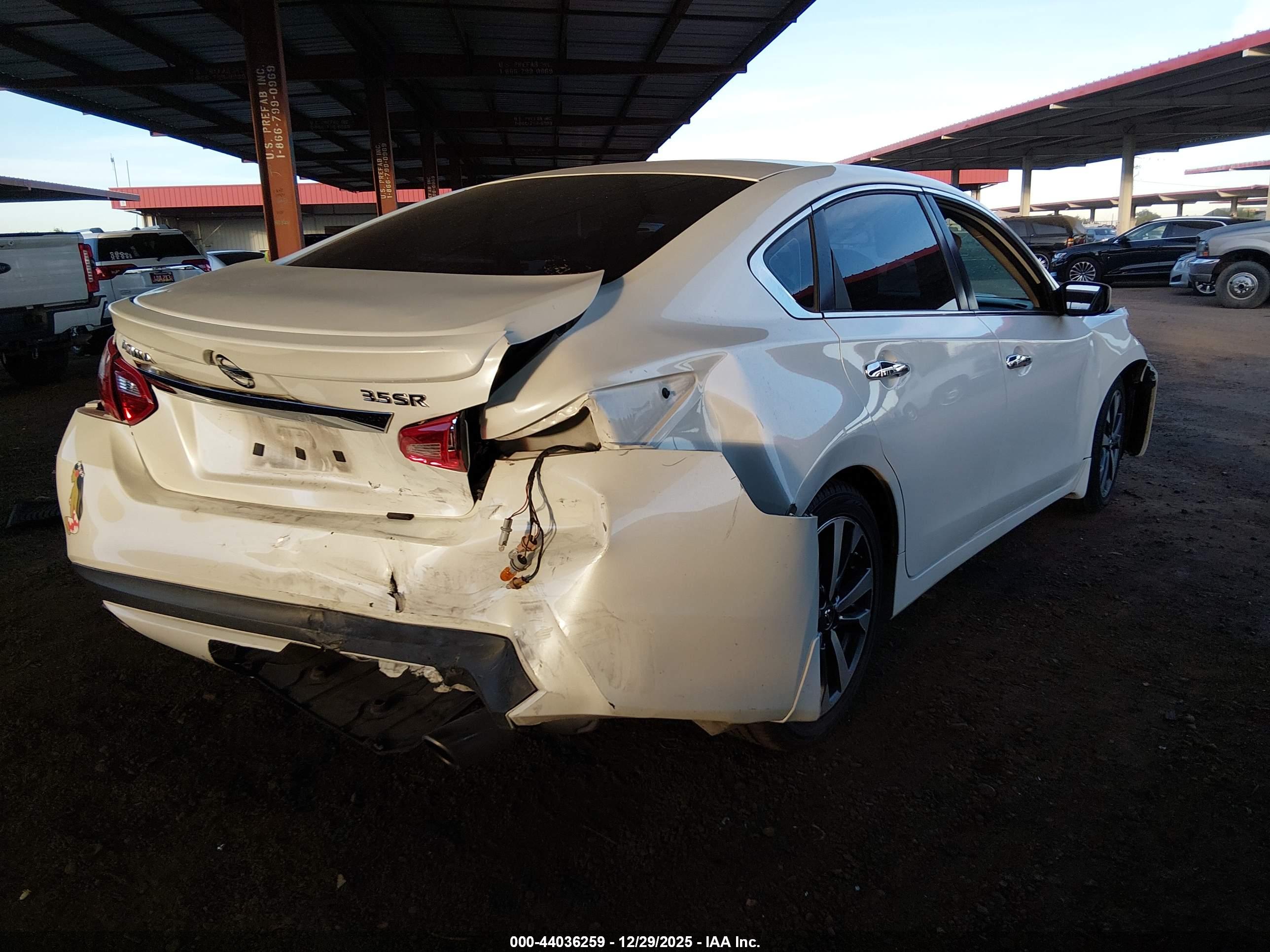 NISSAN ALTIMA image 4