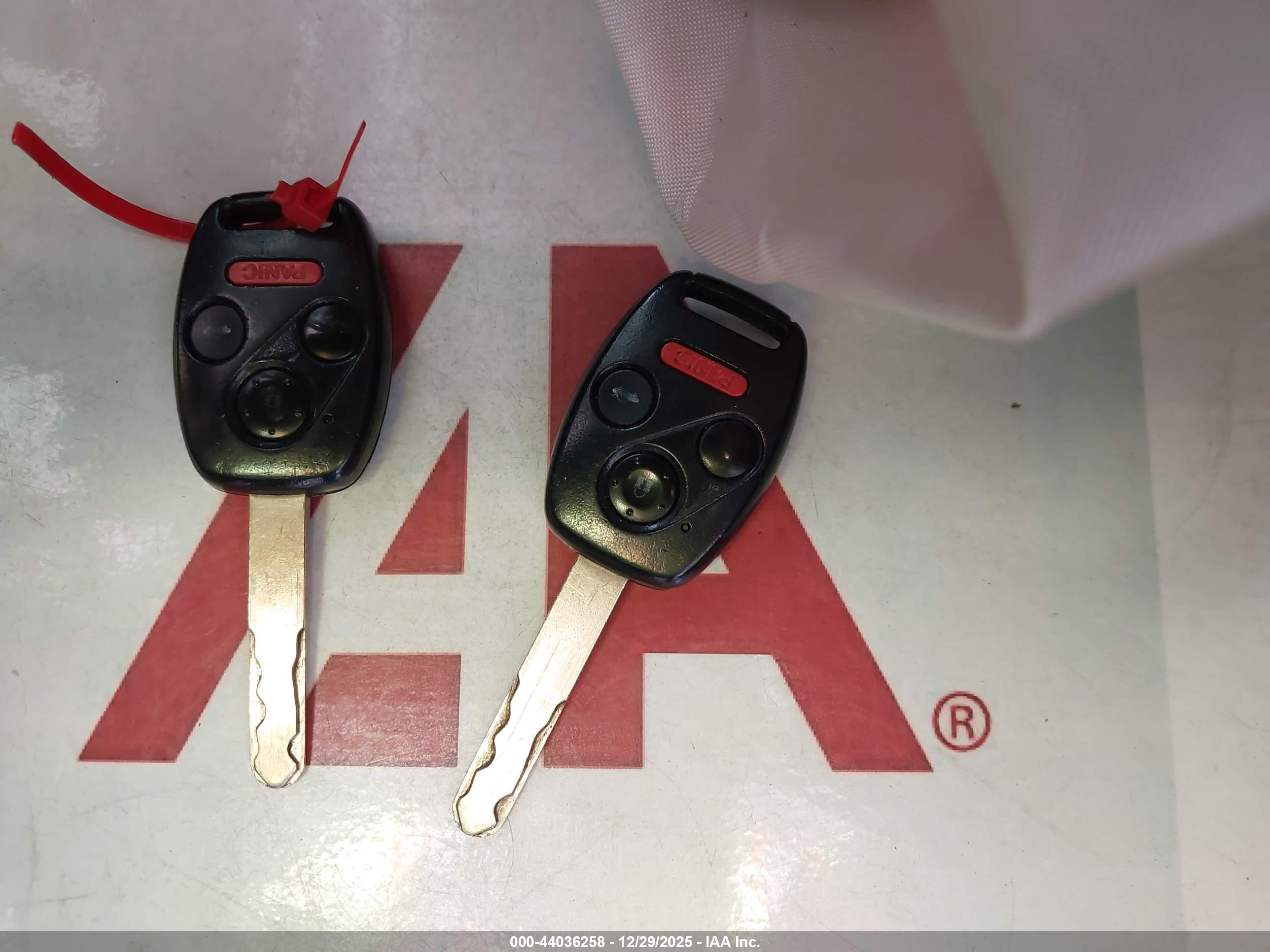HONDA CIVIC image 11