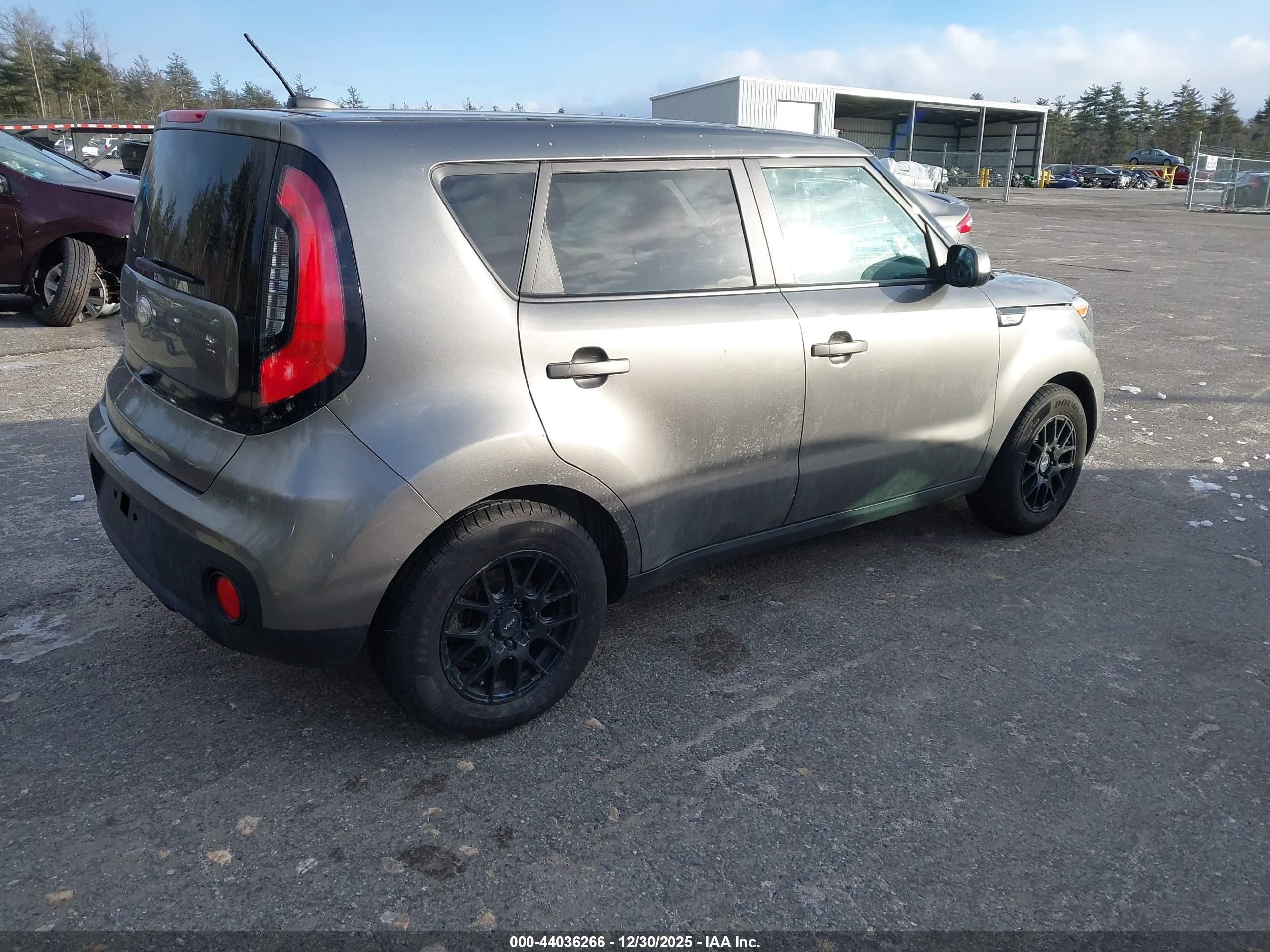 KIA SOUL image 4
