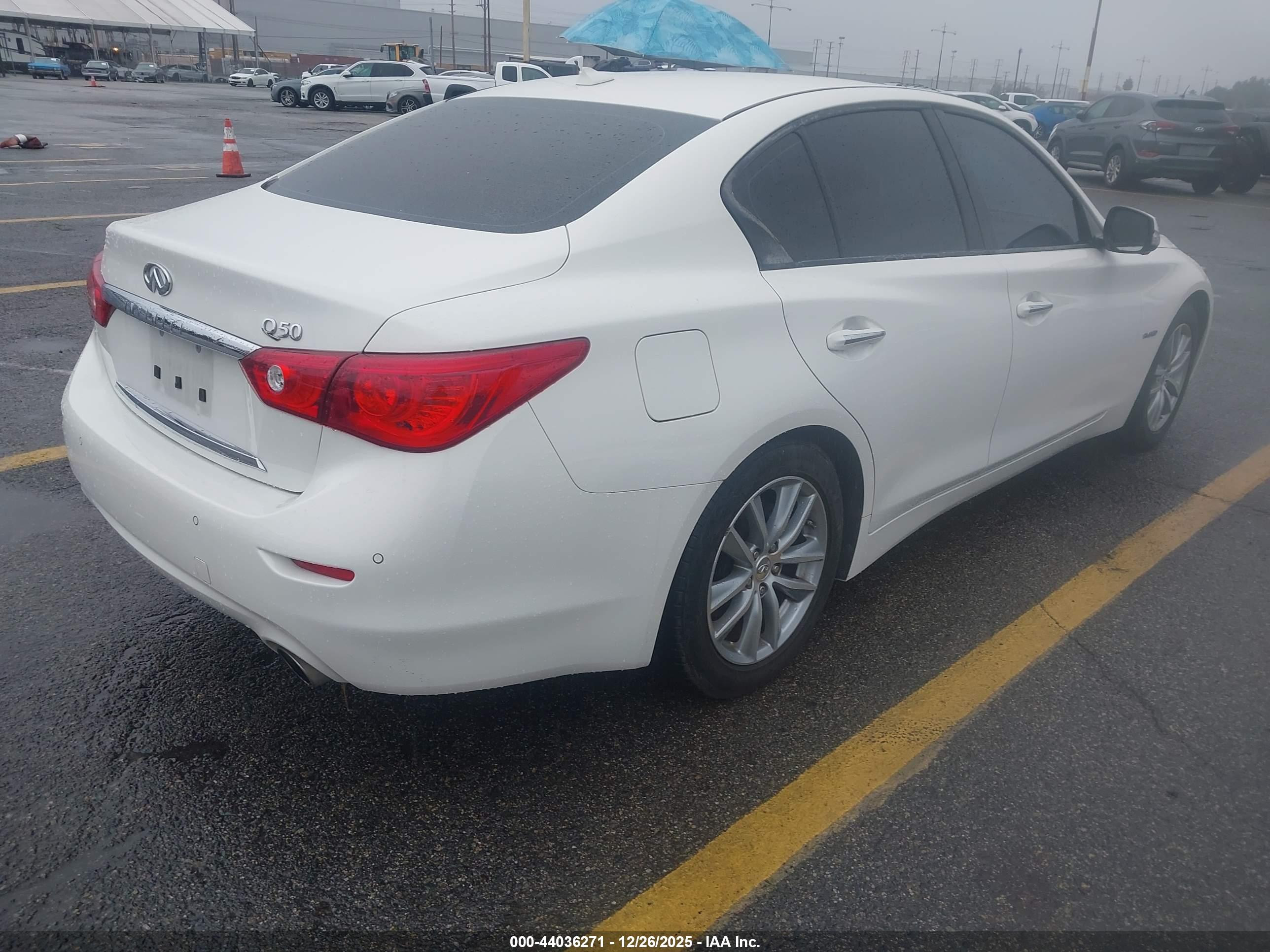 INFINITI Q50 image 4
