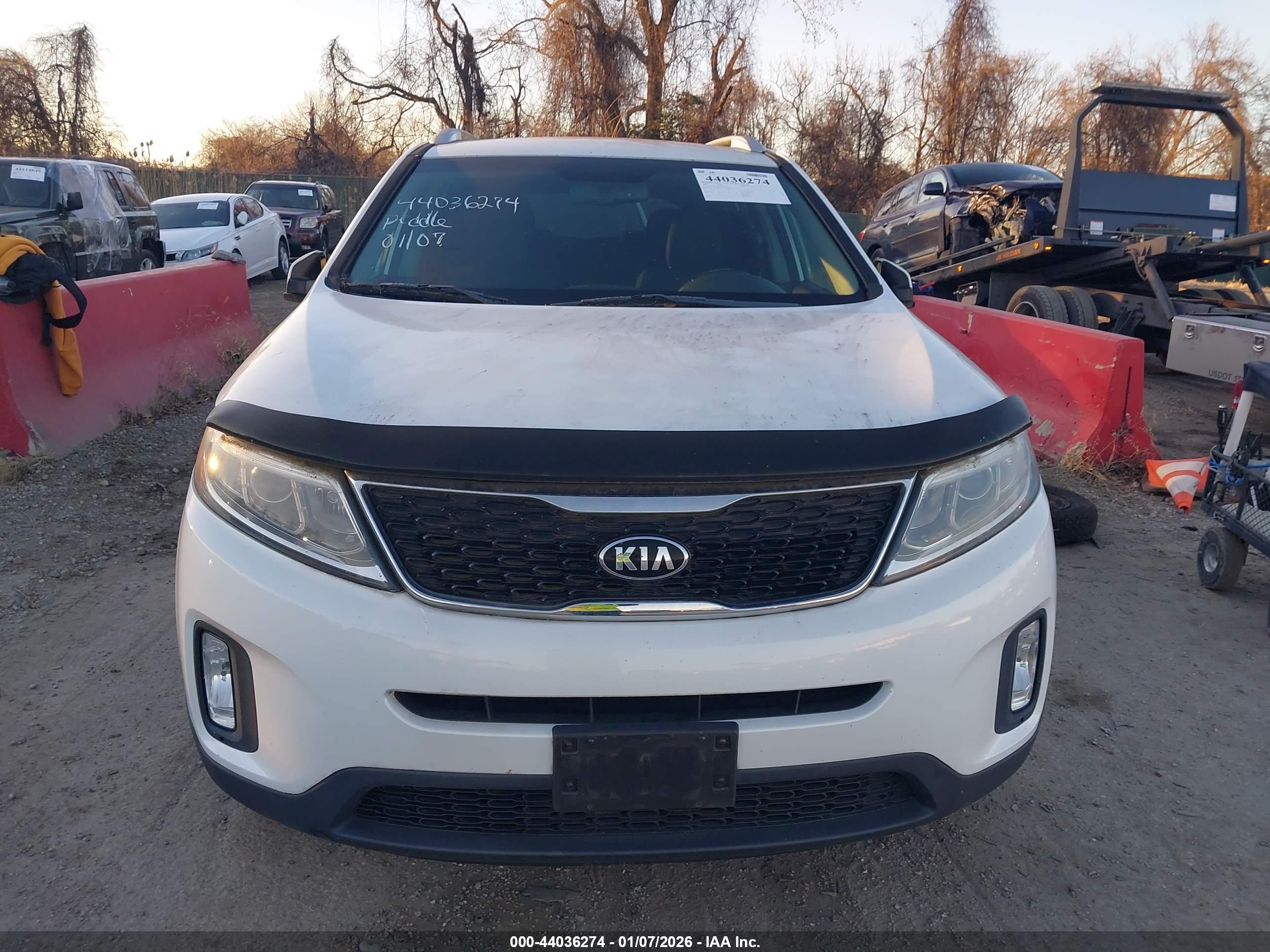 KIA SORENTO image 6