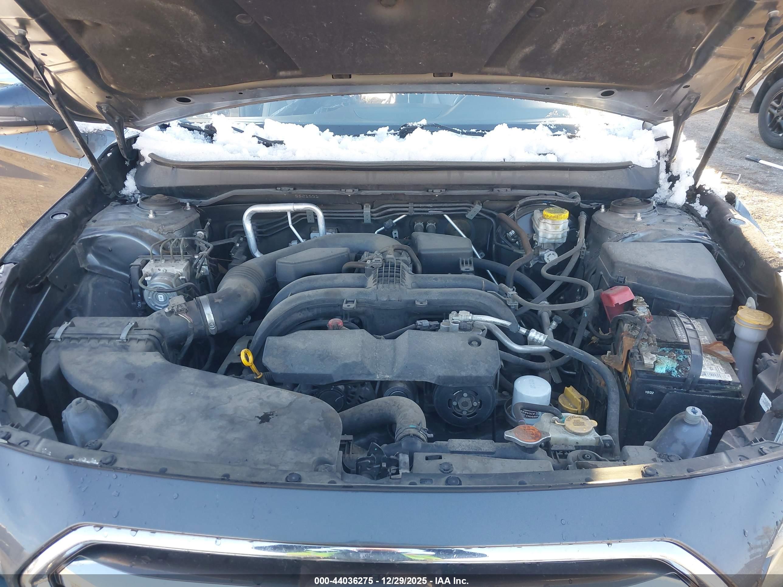 SUBARU OUTBACK image 10