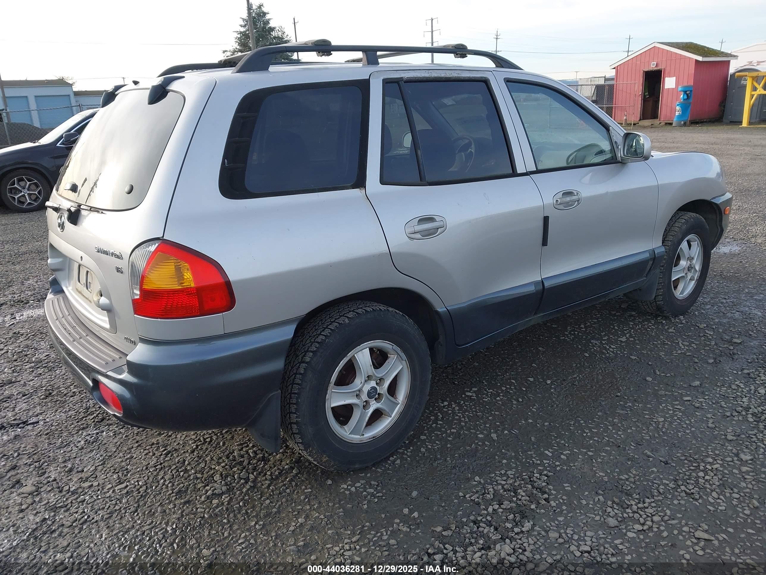 HYUNDAI SANTA image 4