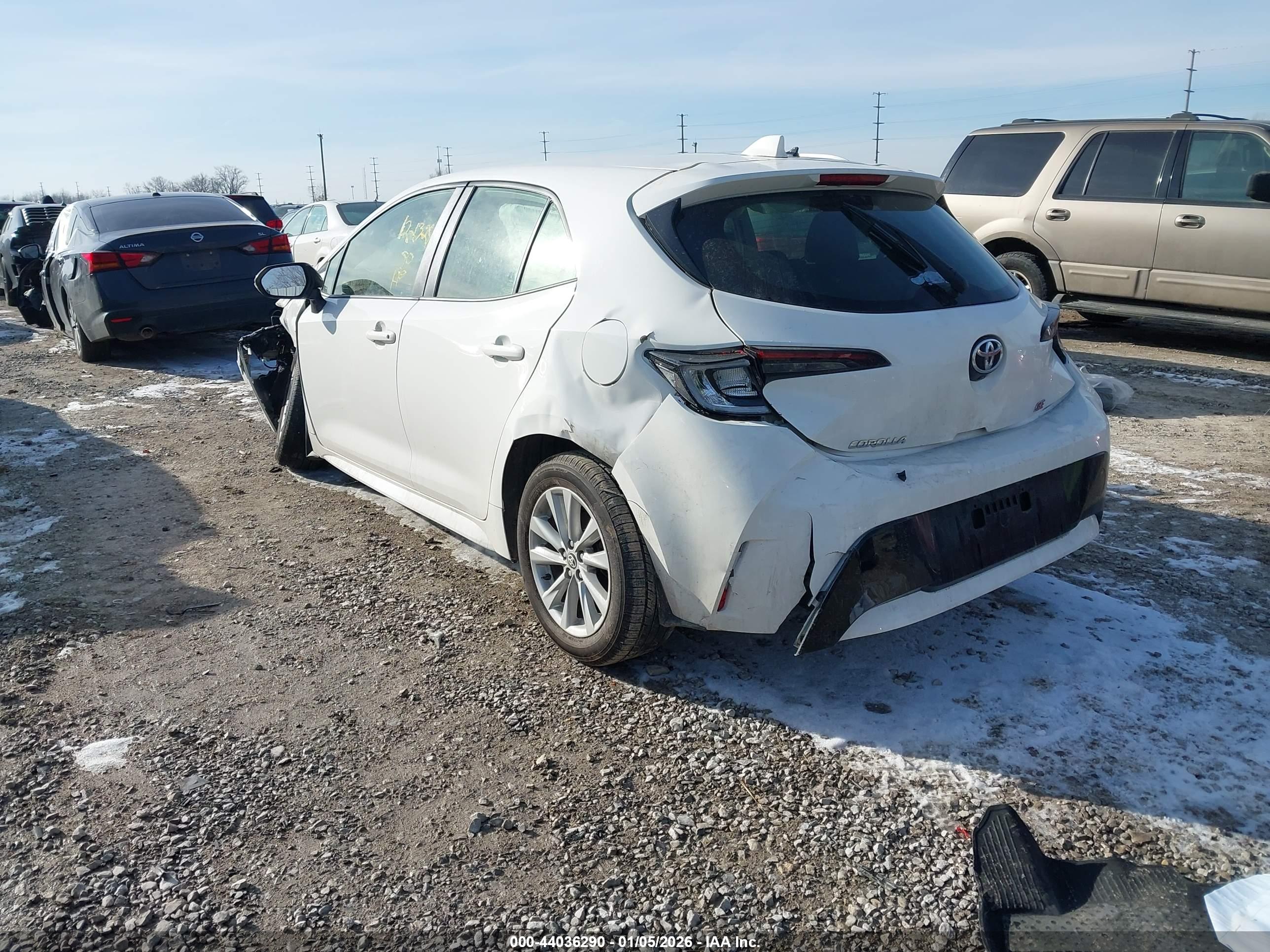 TOYOTA COROLLA image 3