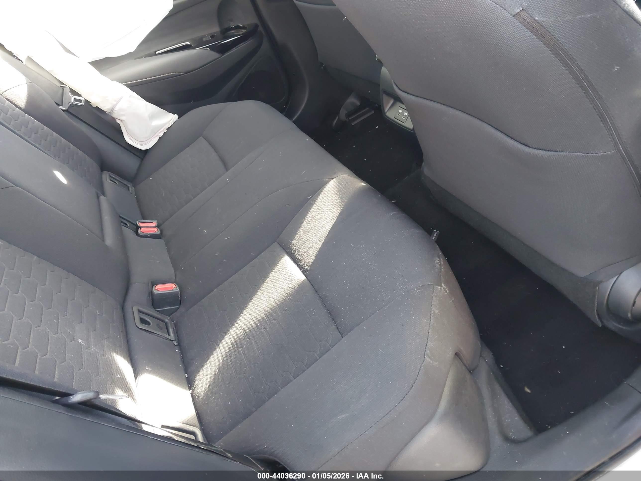 TOYOTA COROLLA image 8