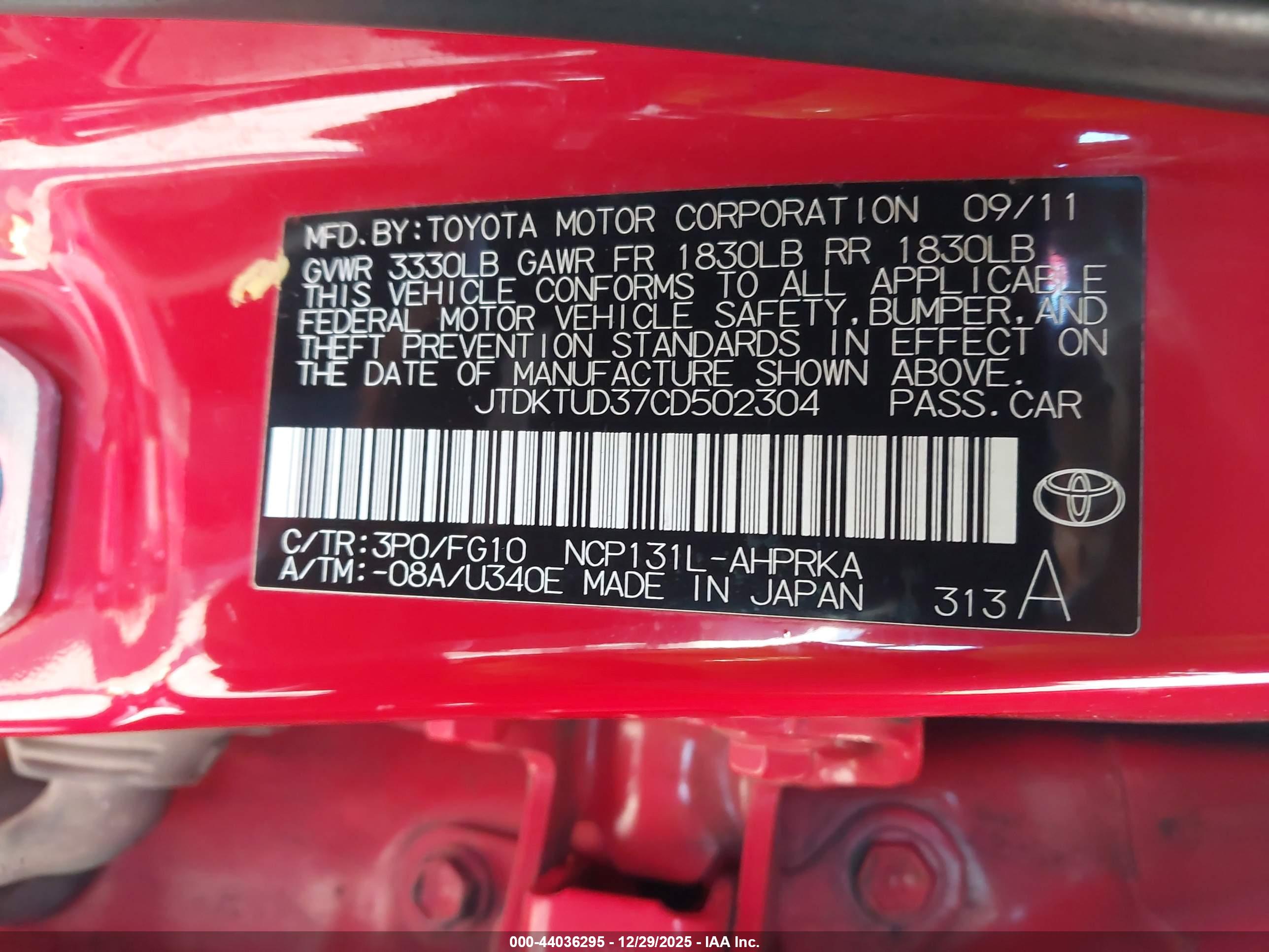 TOYOTA YARIS image 9