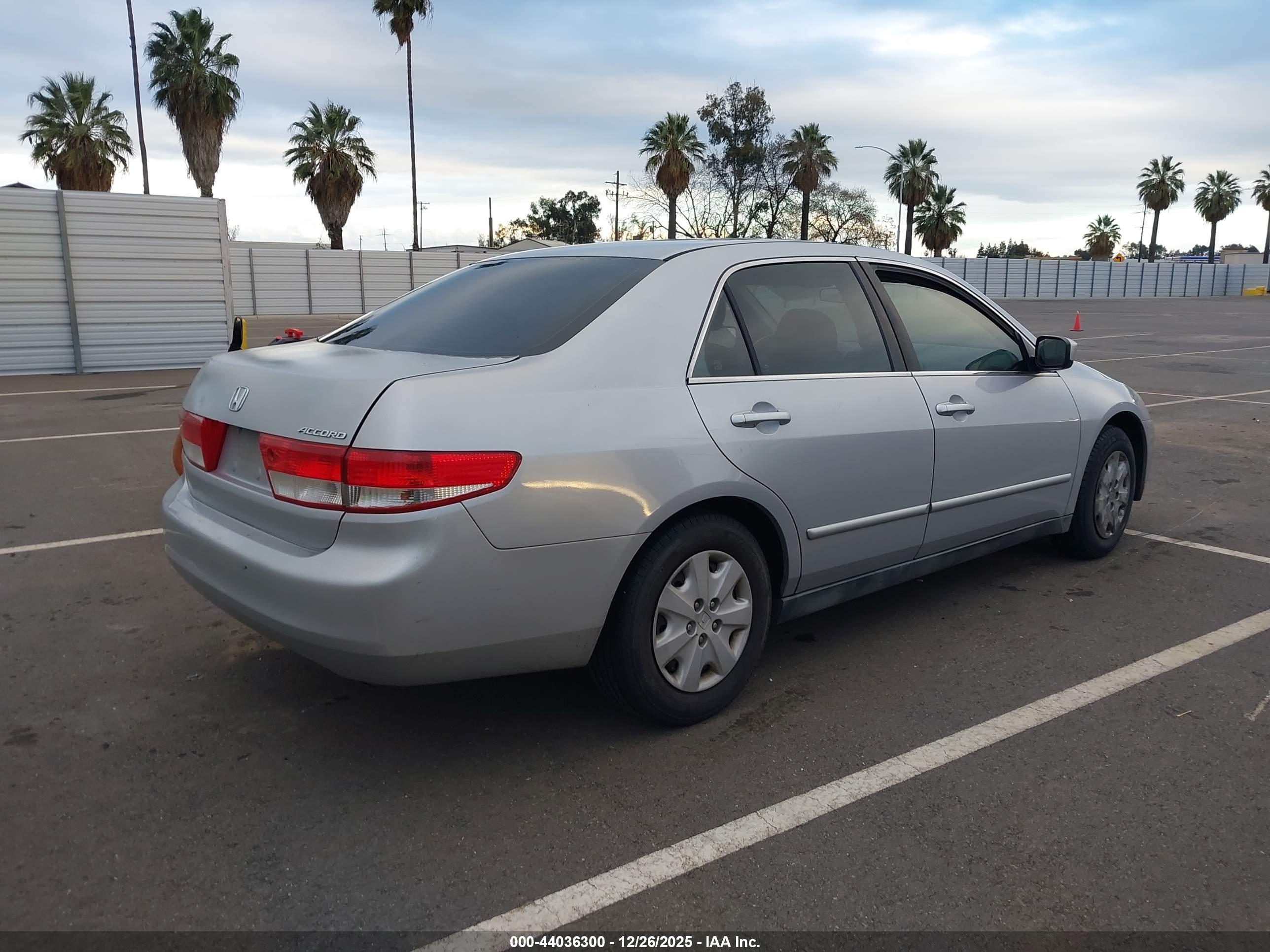 HONDA ACCORD image 4