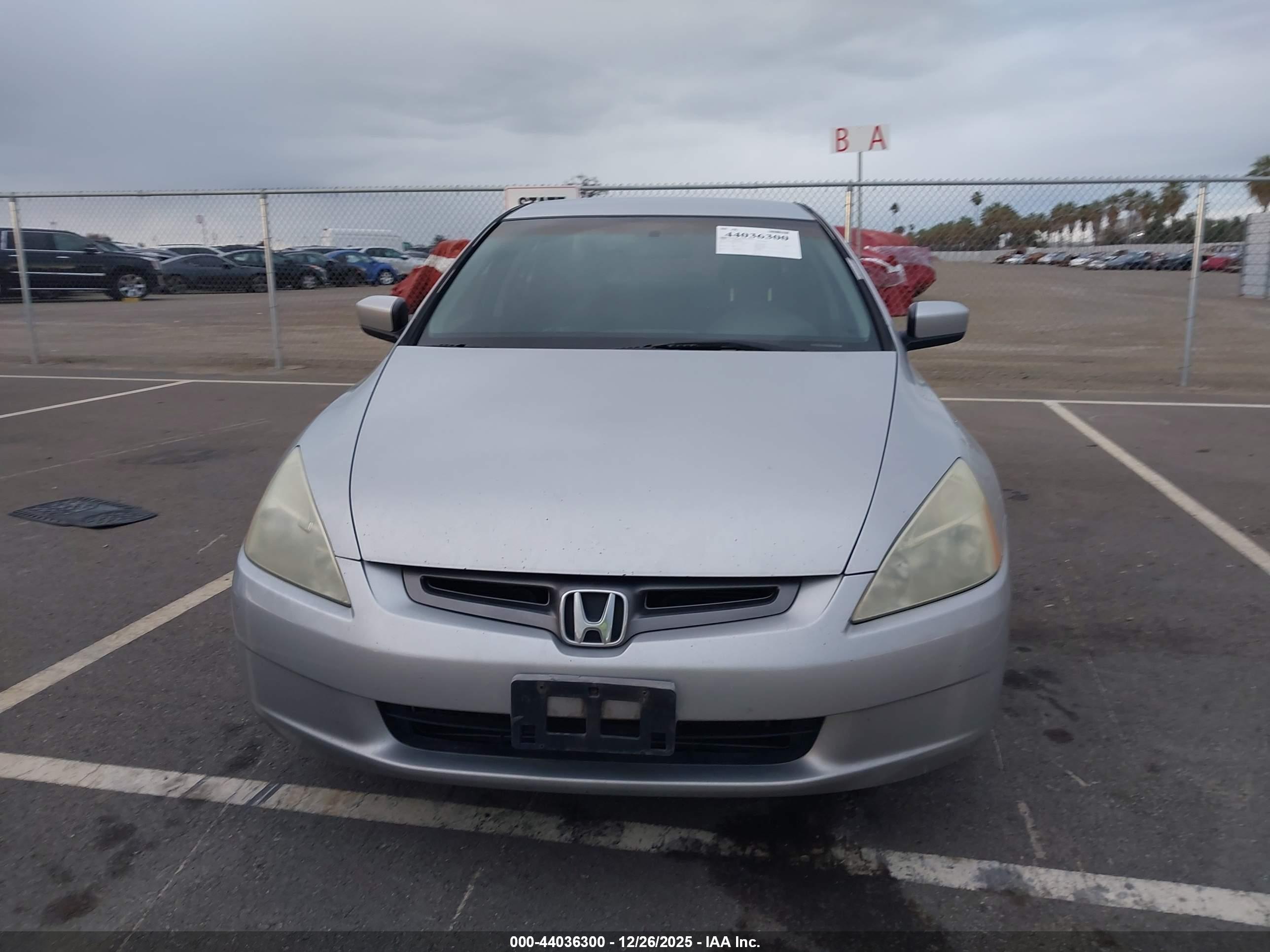HONDA ACCORD image 6