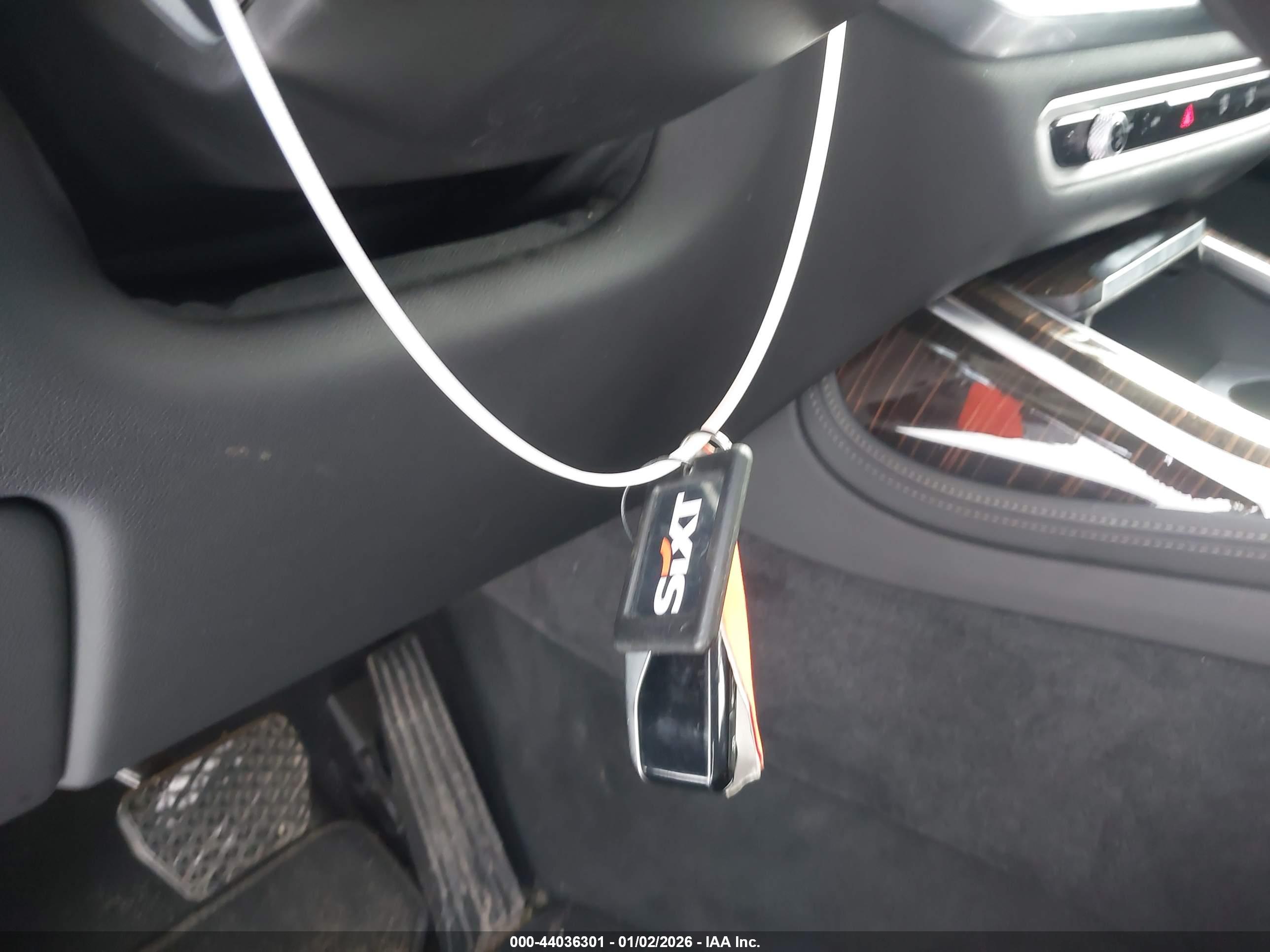 BMW X7 image 11