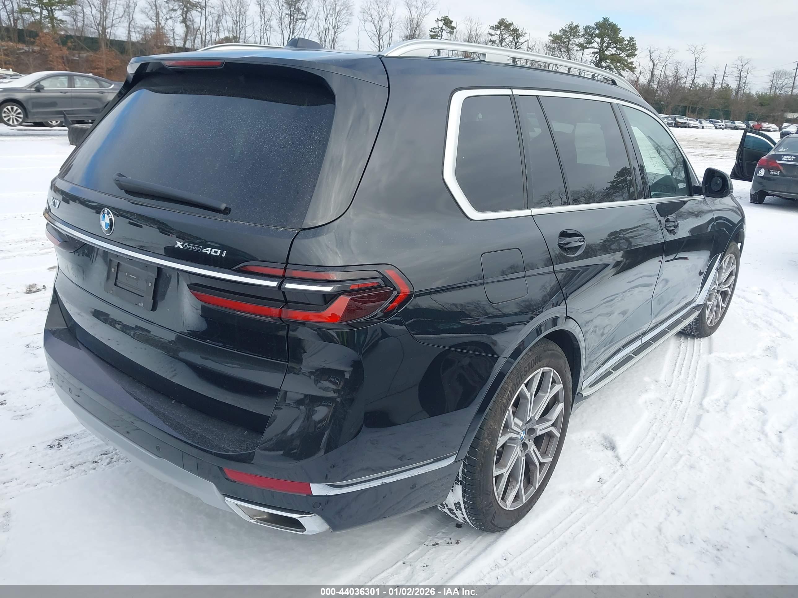 BMW X7 image 4