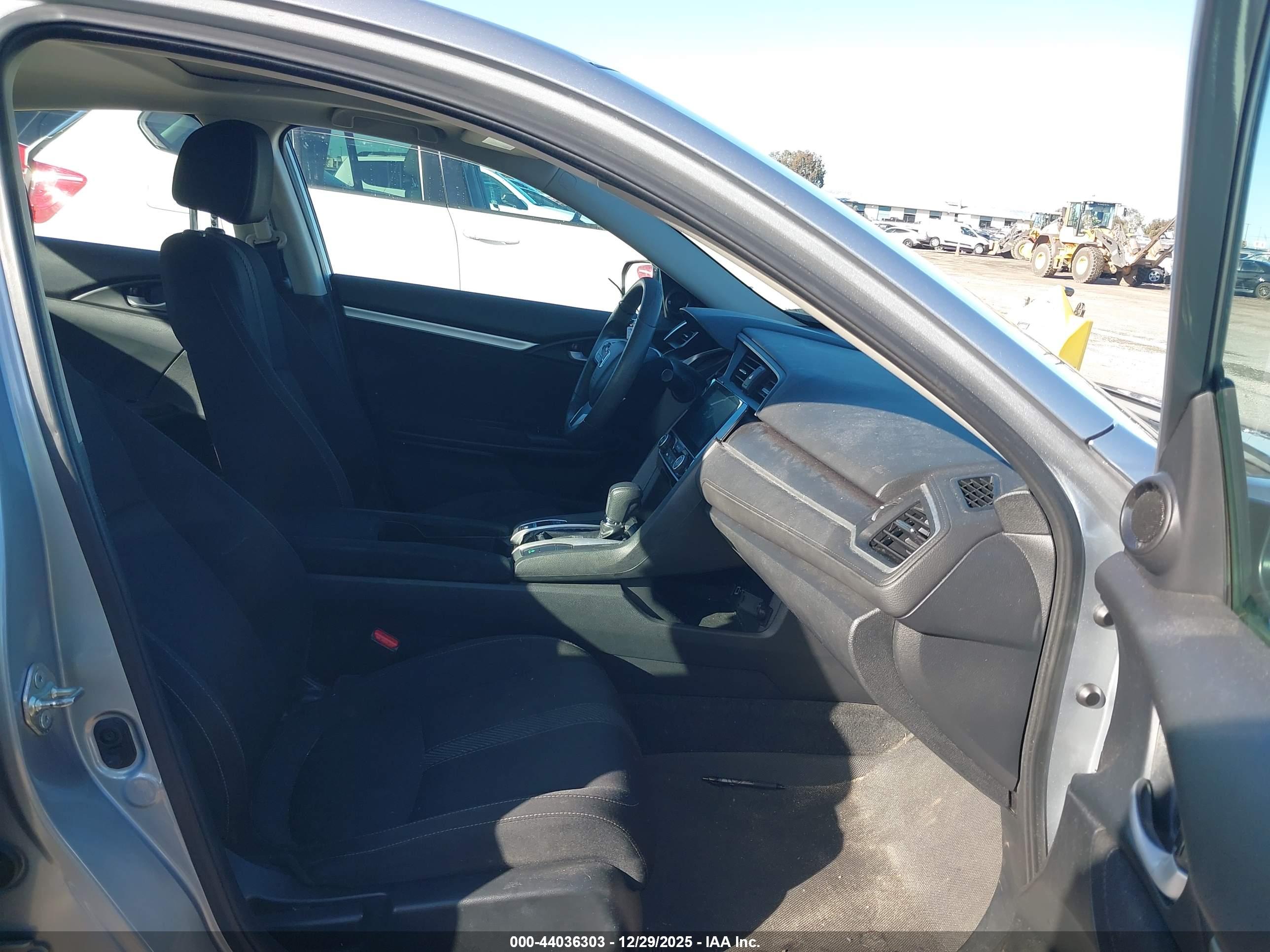 HONDA CIVIC image 5