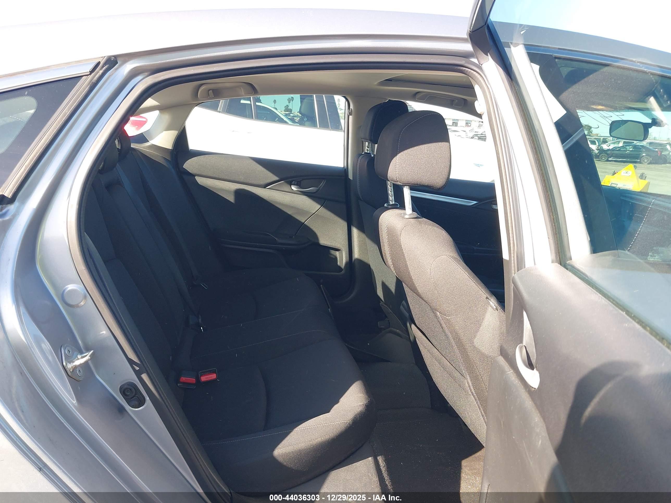 HONDA CIVIC image 8