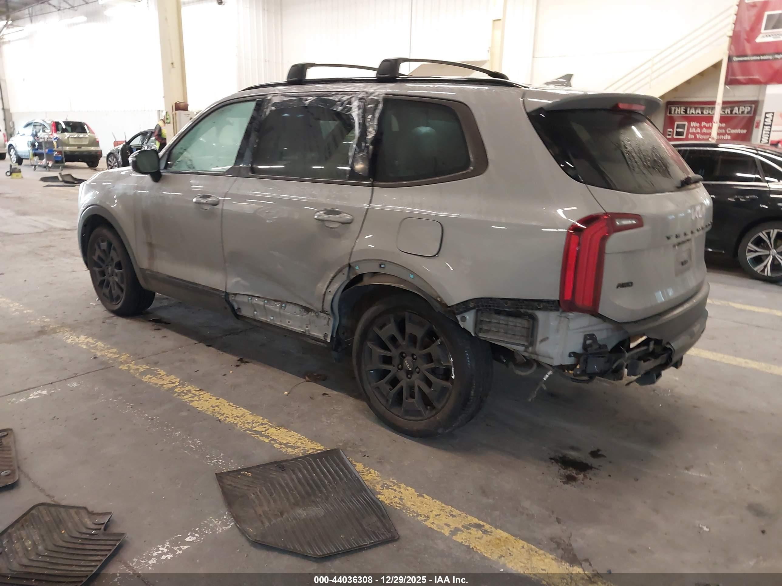 KIA TELLURIDE image 3