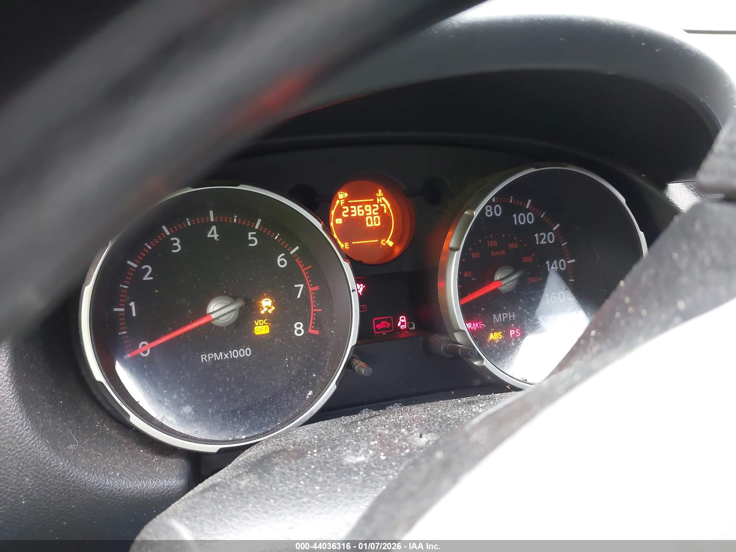 NISSAN ROGUE image 7