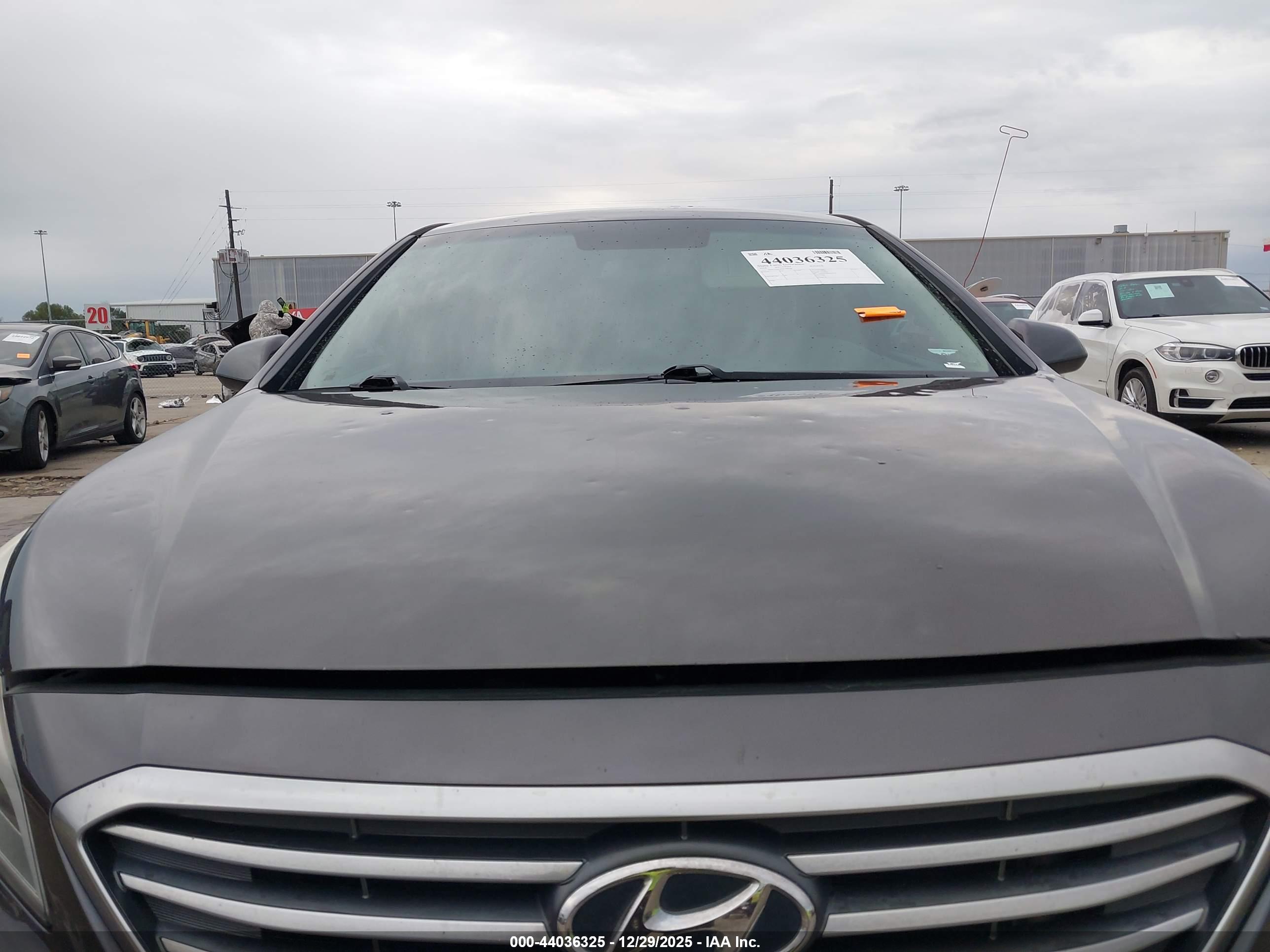 HYUNDAI SONATA image 6
