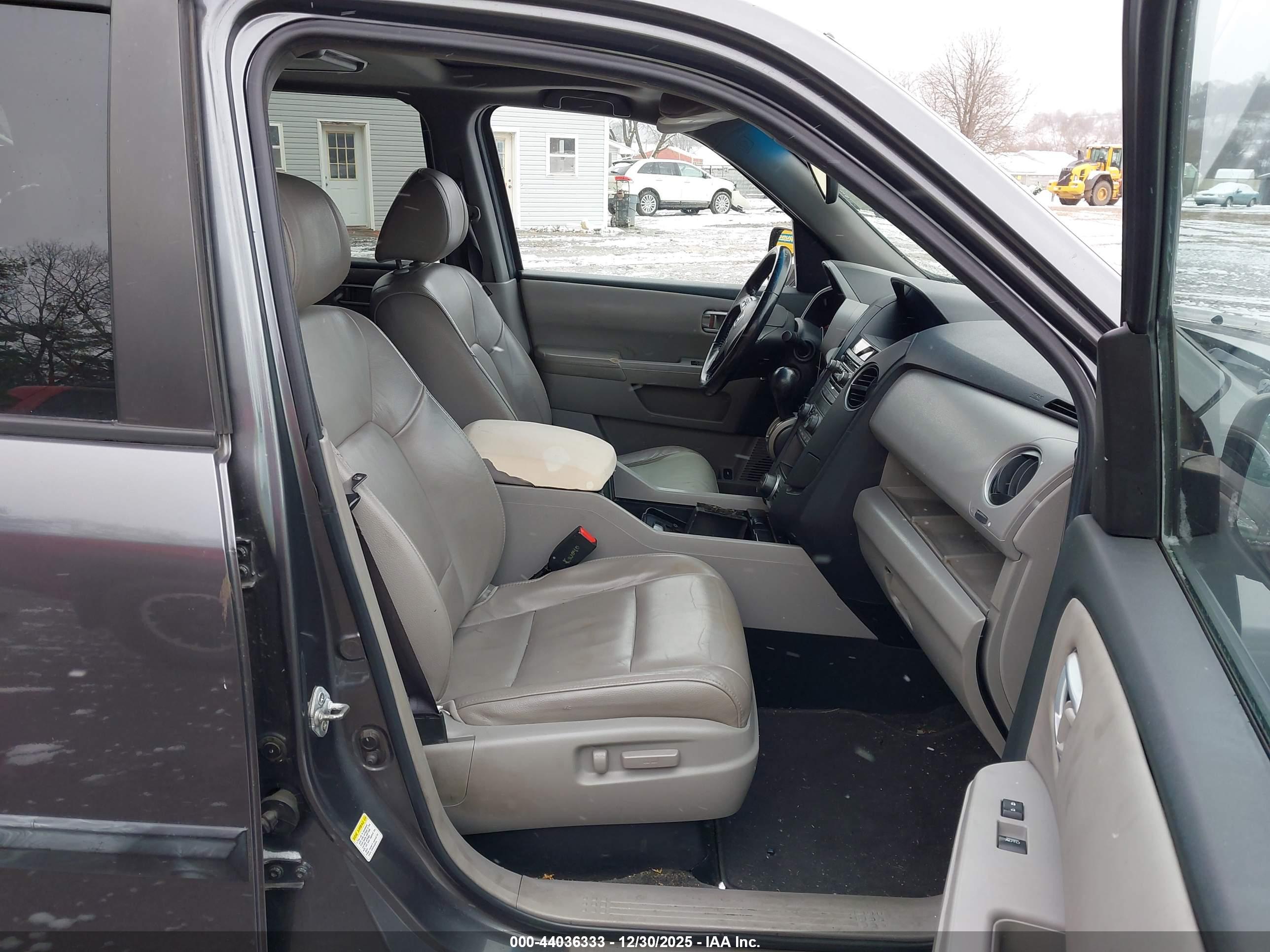 HONDA PILOT image 5