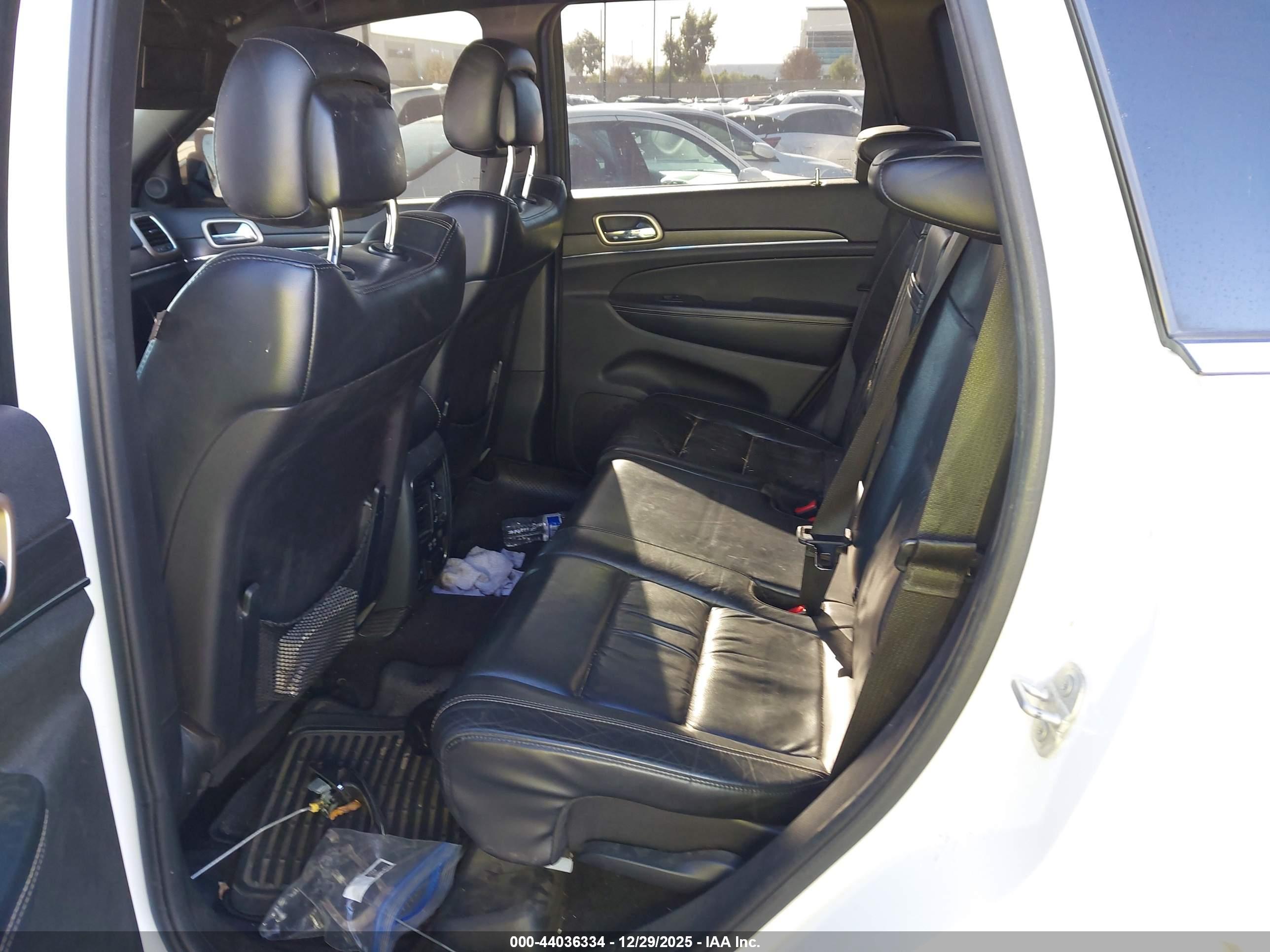 JEEP GRAND image 8