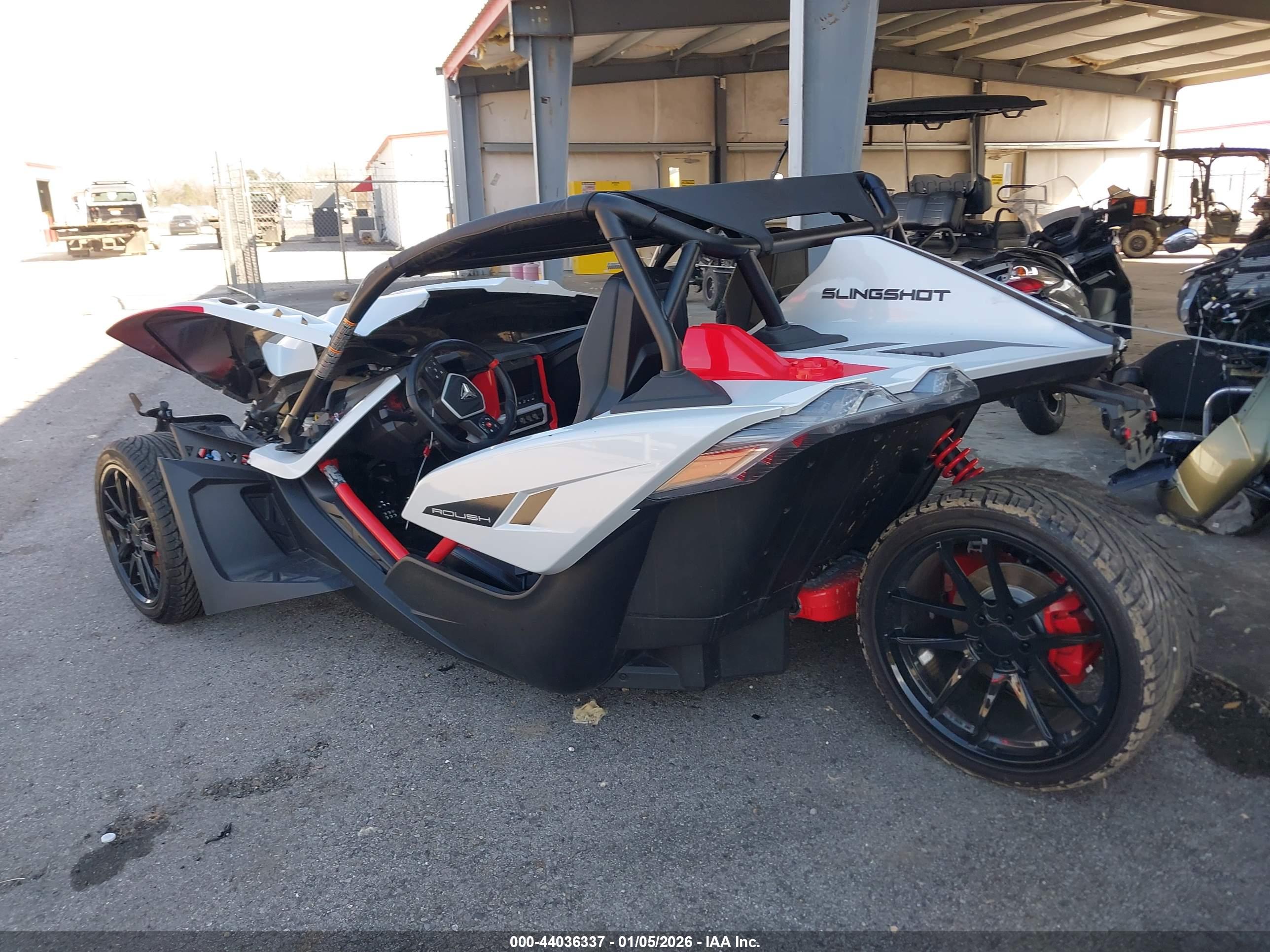 POLARIS SLINGSHOT image 3