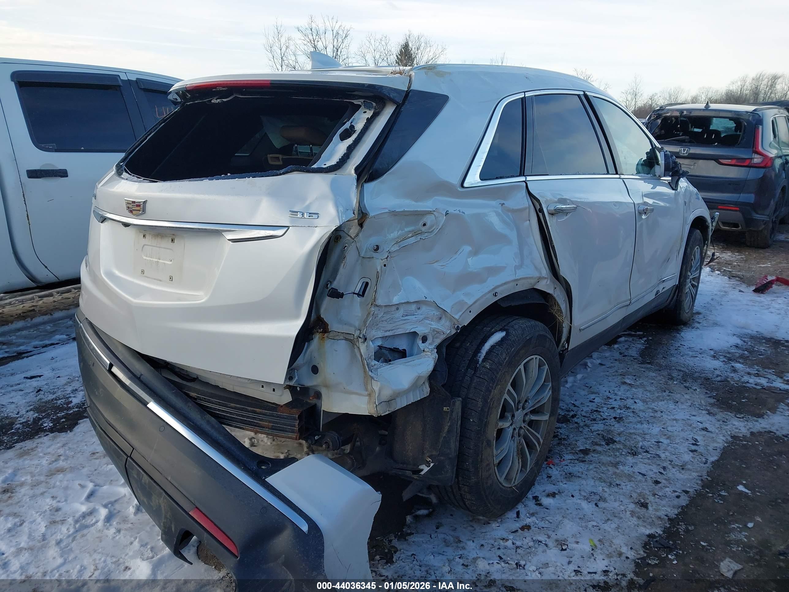 CADILLAC XT5 image 4