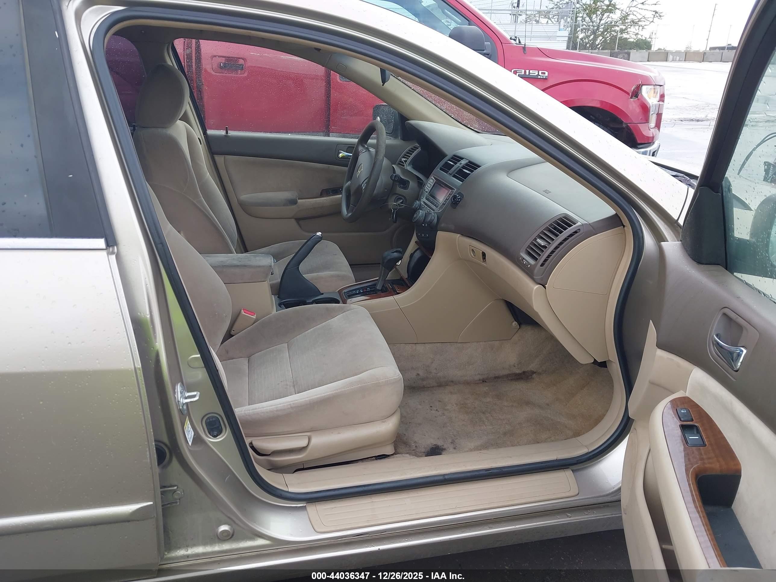 HONDA ACCORD image 5