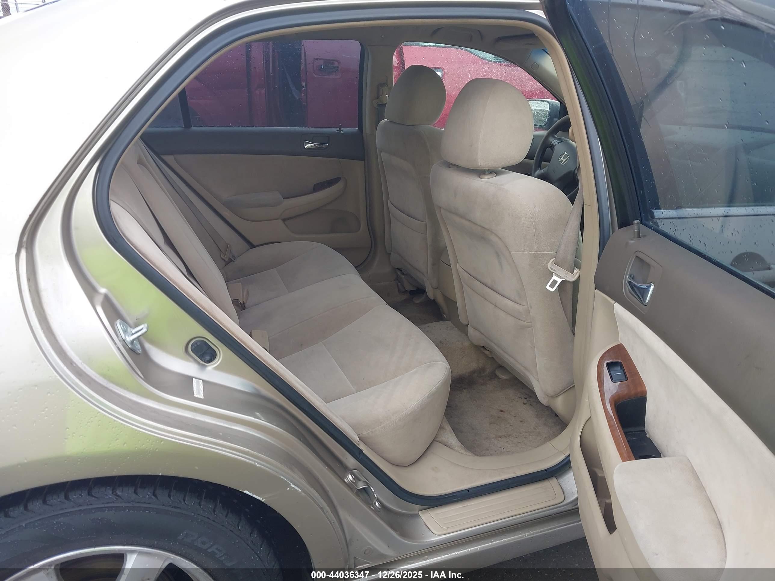 HONDA ACCORD image 8
