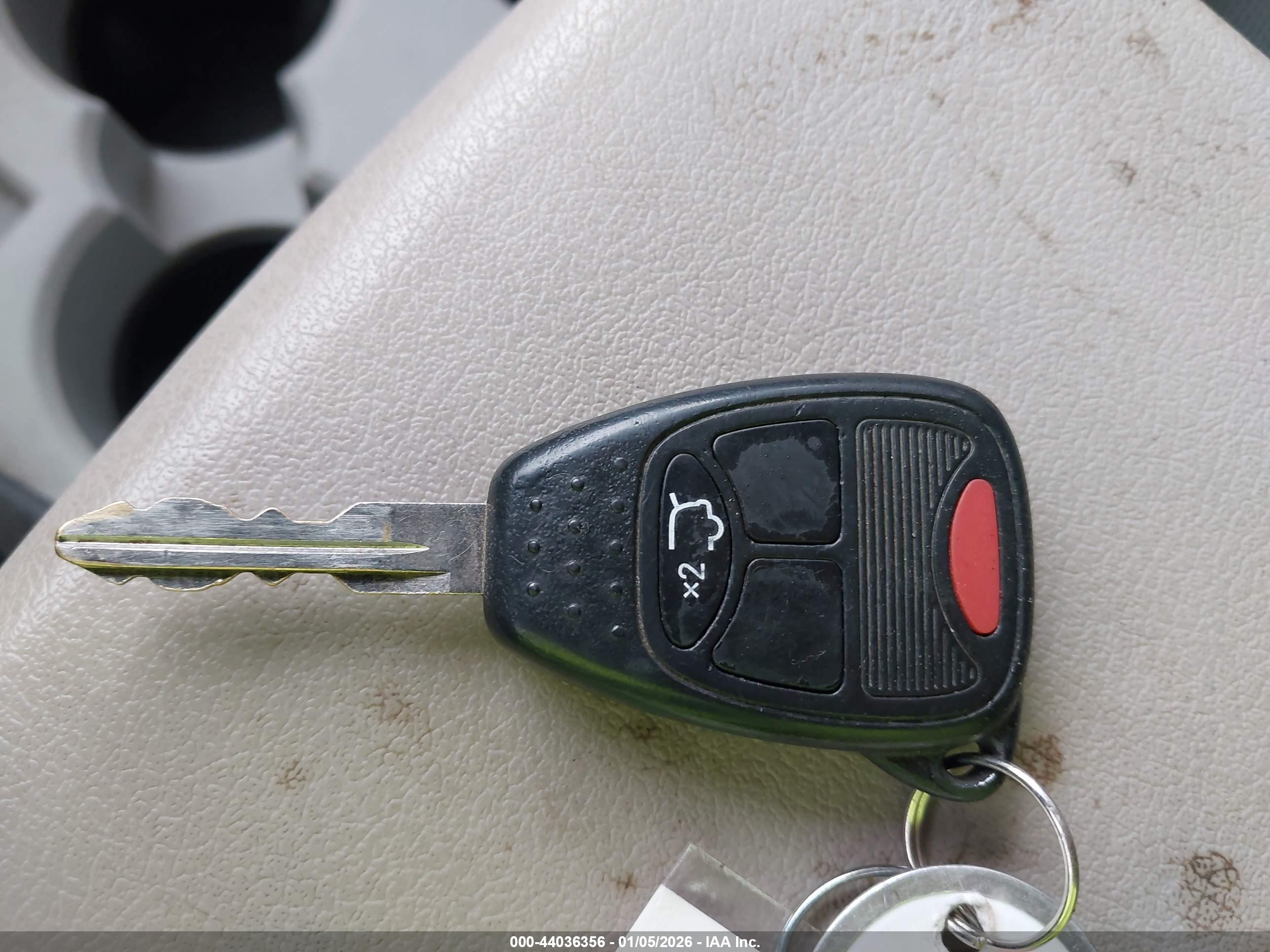 JEEP LIBERTY image 11