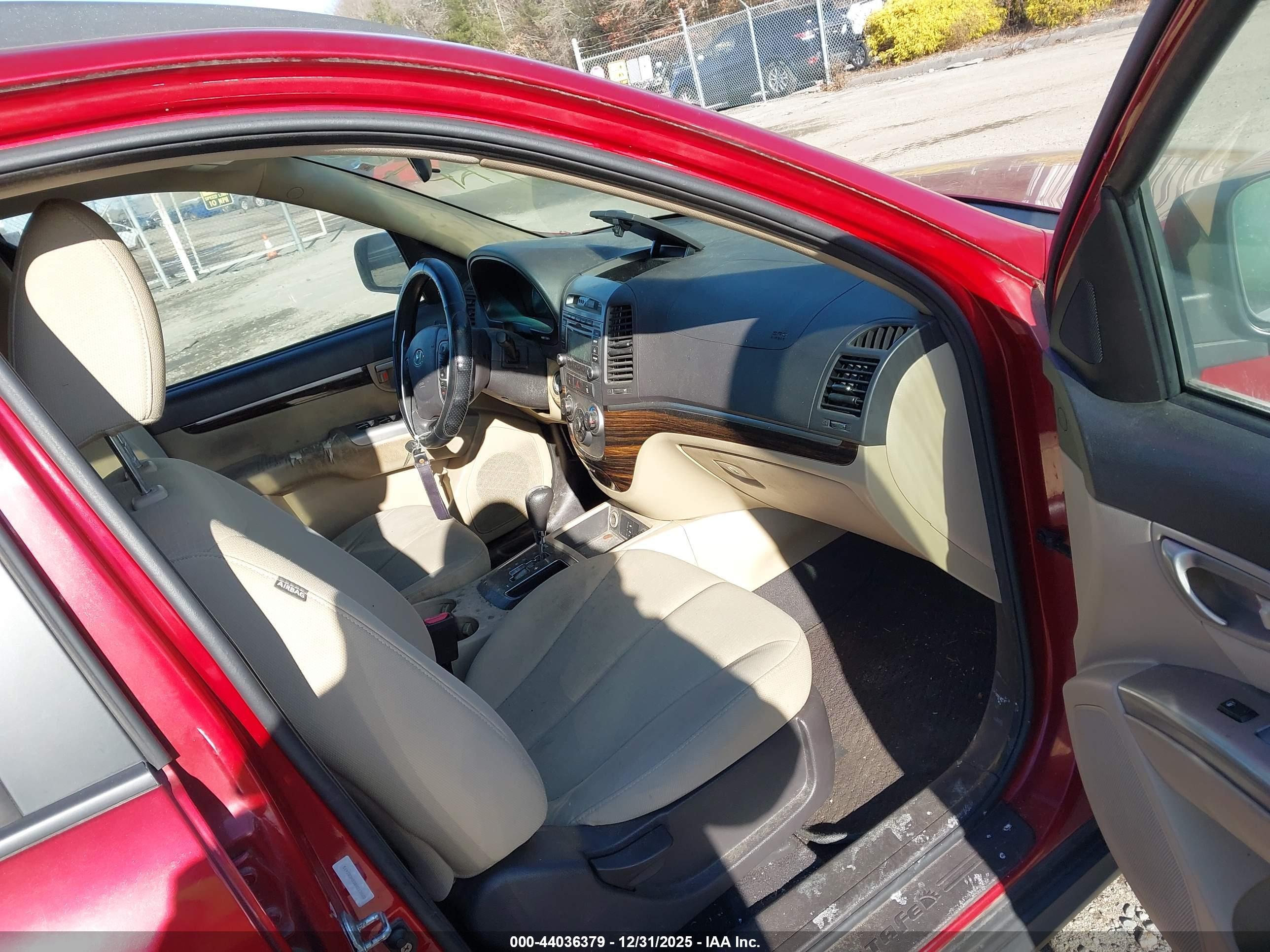 HYUNDAI SANTA image 5