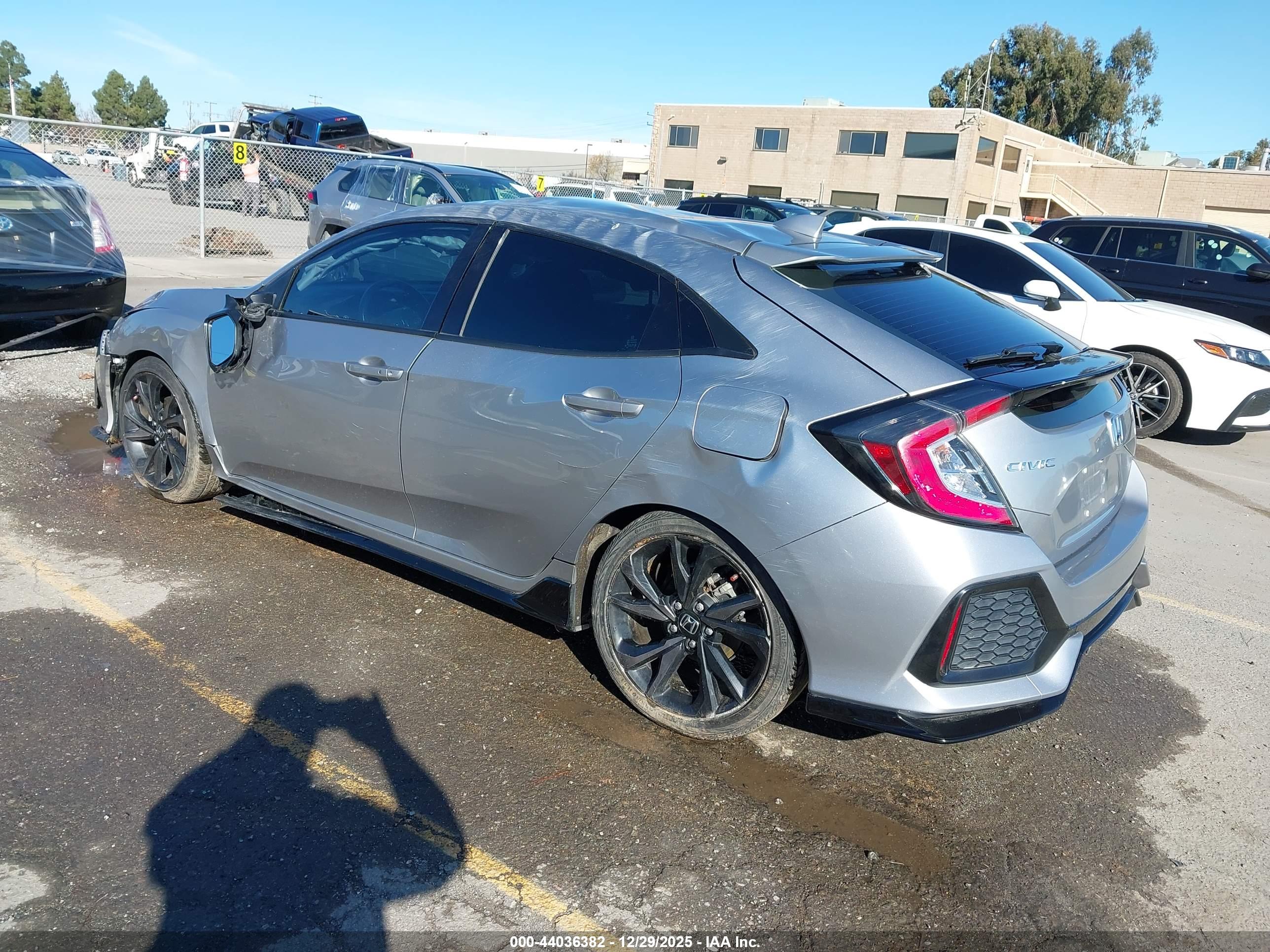 HONDA CIVIC image 3