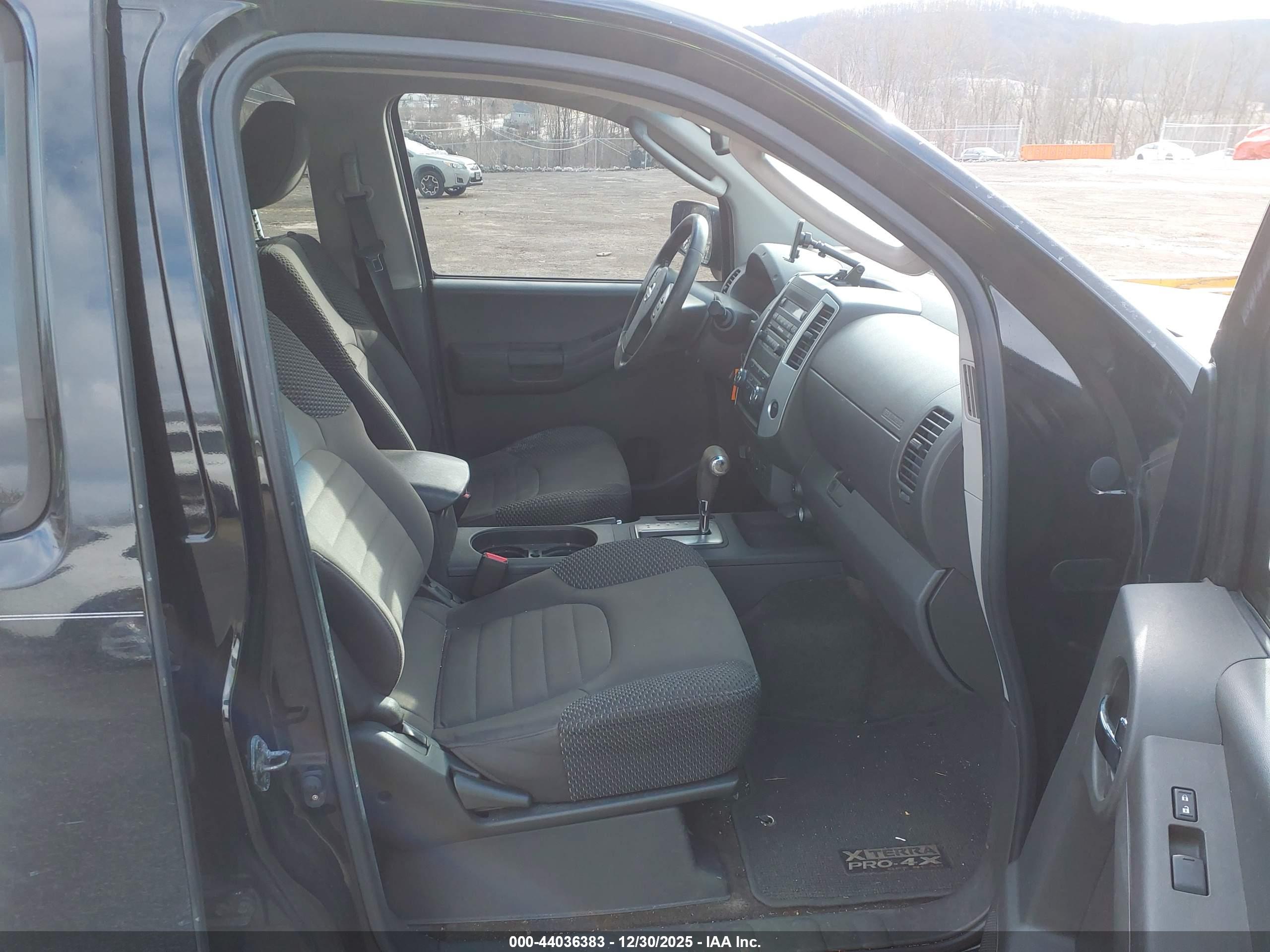 NISSAN XTERRA image 5