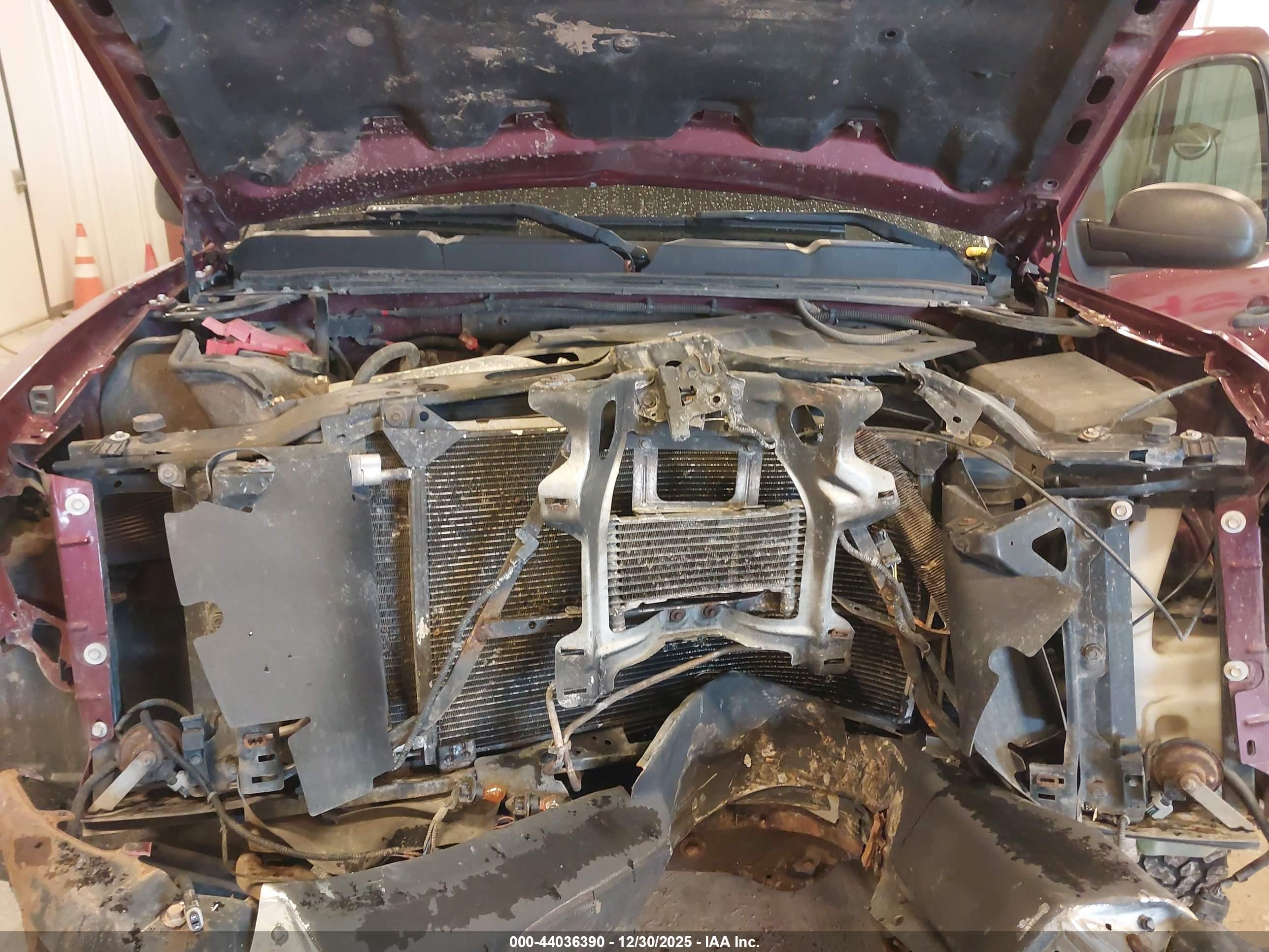 CHEVROLET SILVERADO image 10