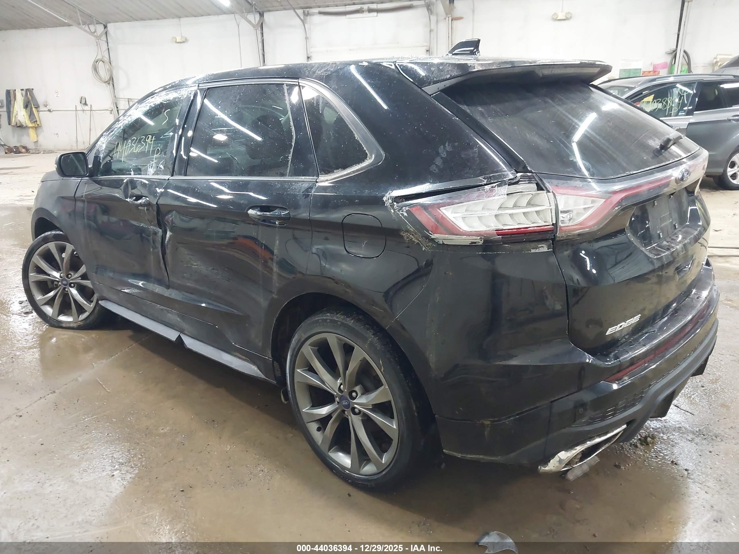 FORD EDGE image 3