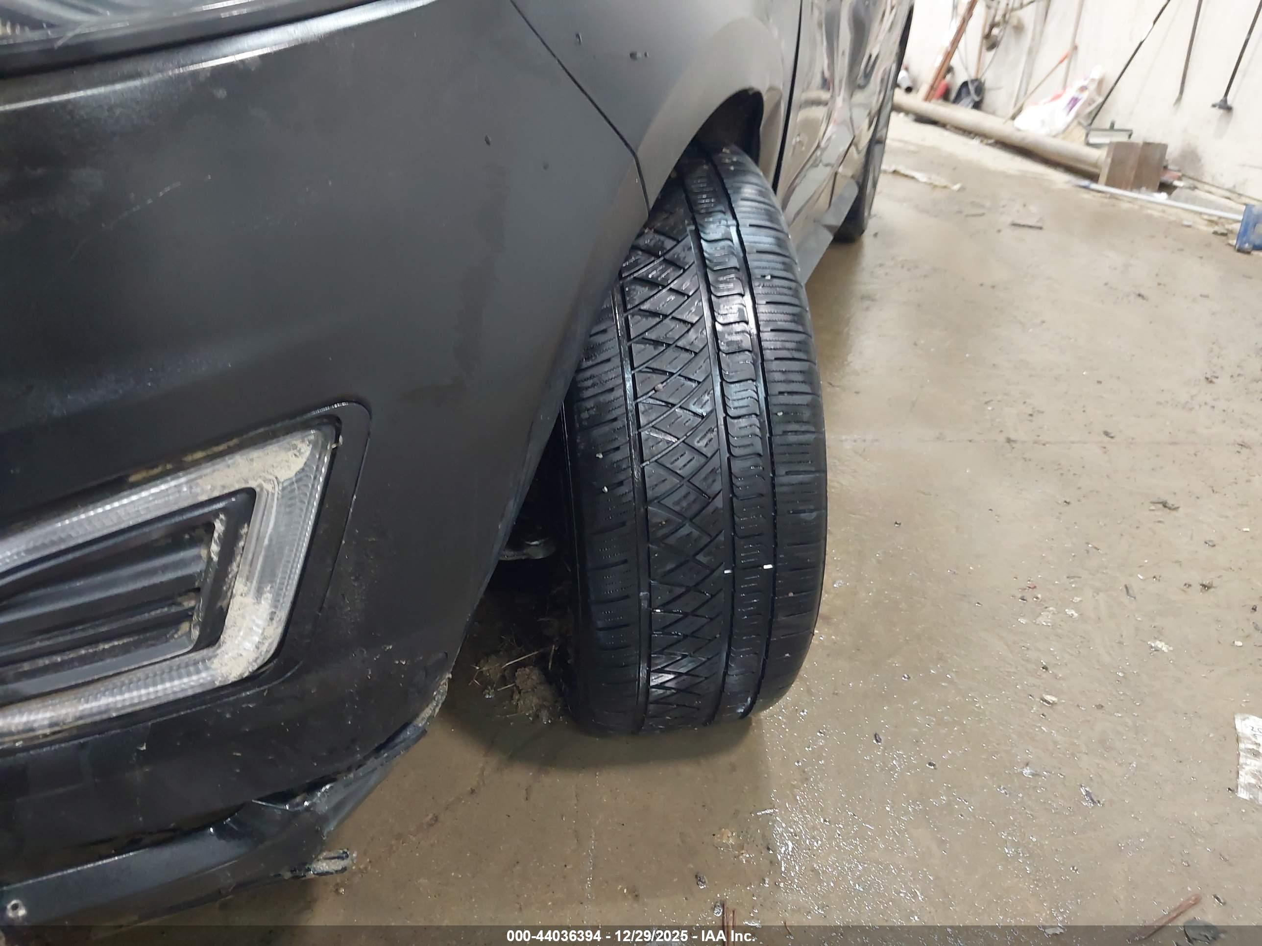 FORD EDGE image 6