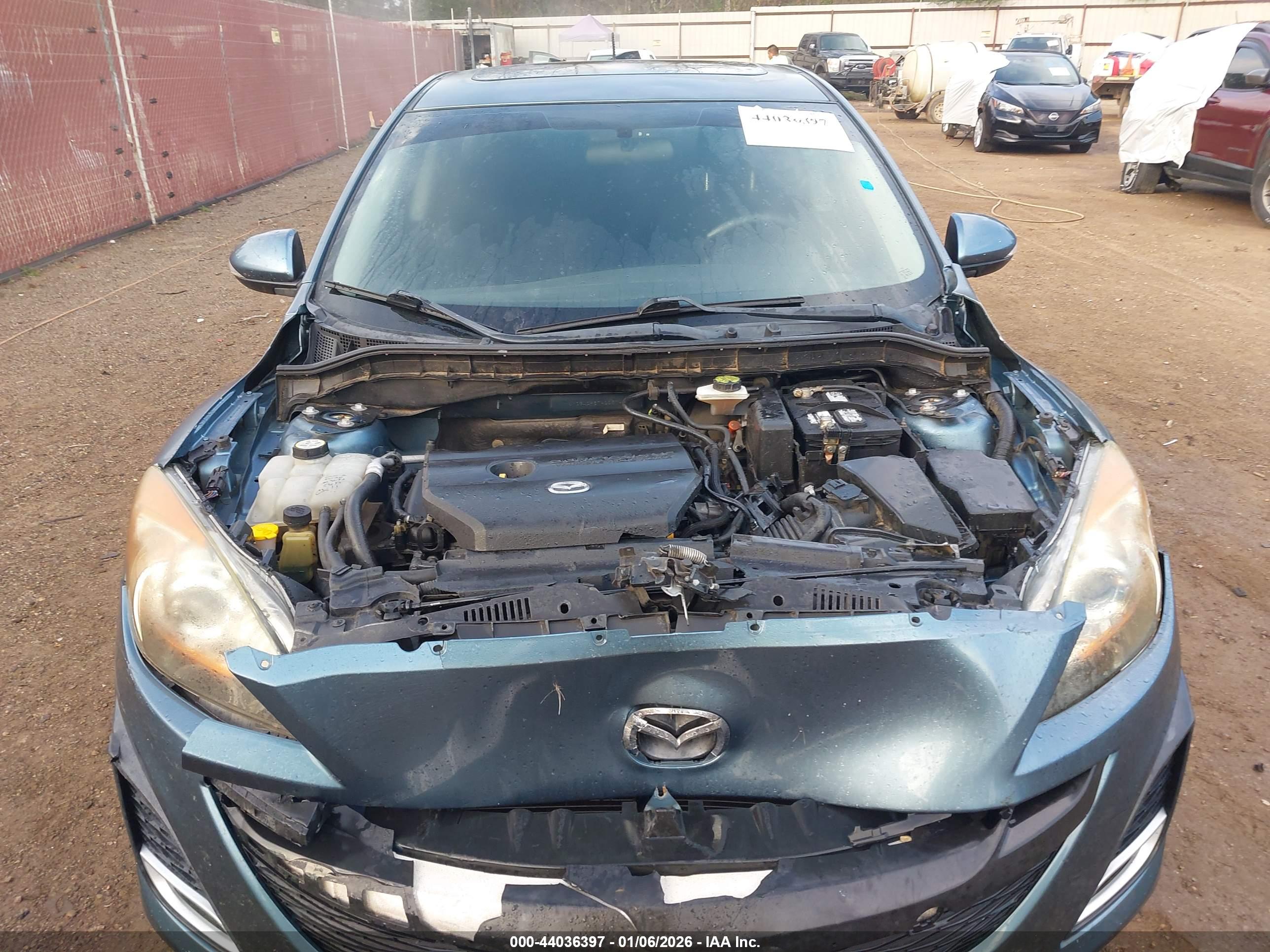MAZDA MAZDA3 image 6