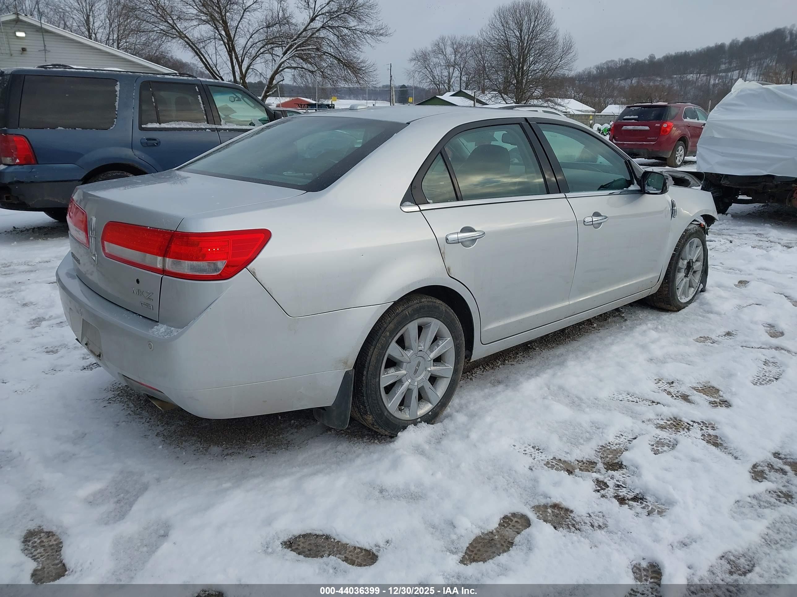 LINCOLN MKZ image 4