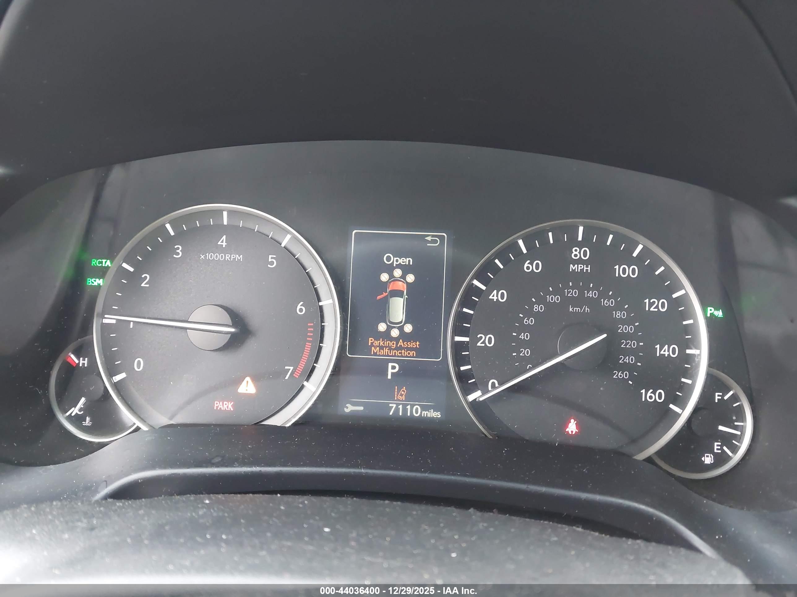 LEXUS RX image 7