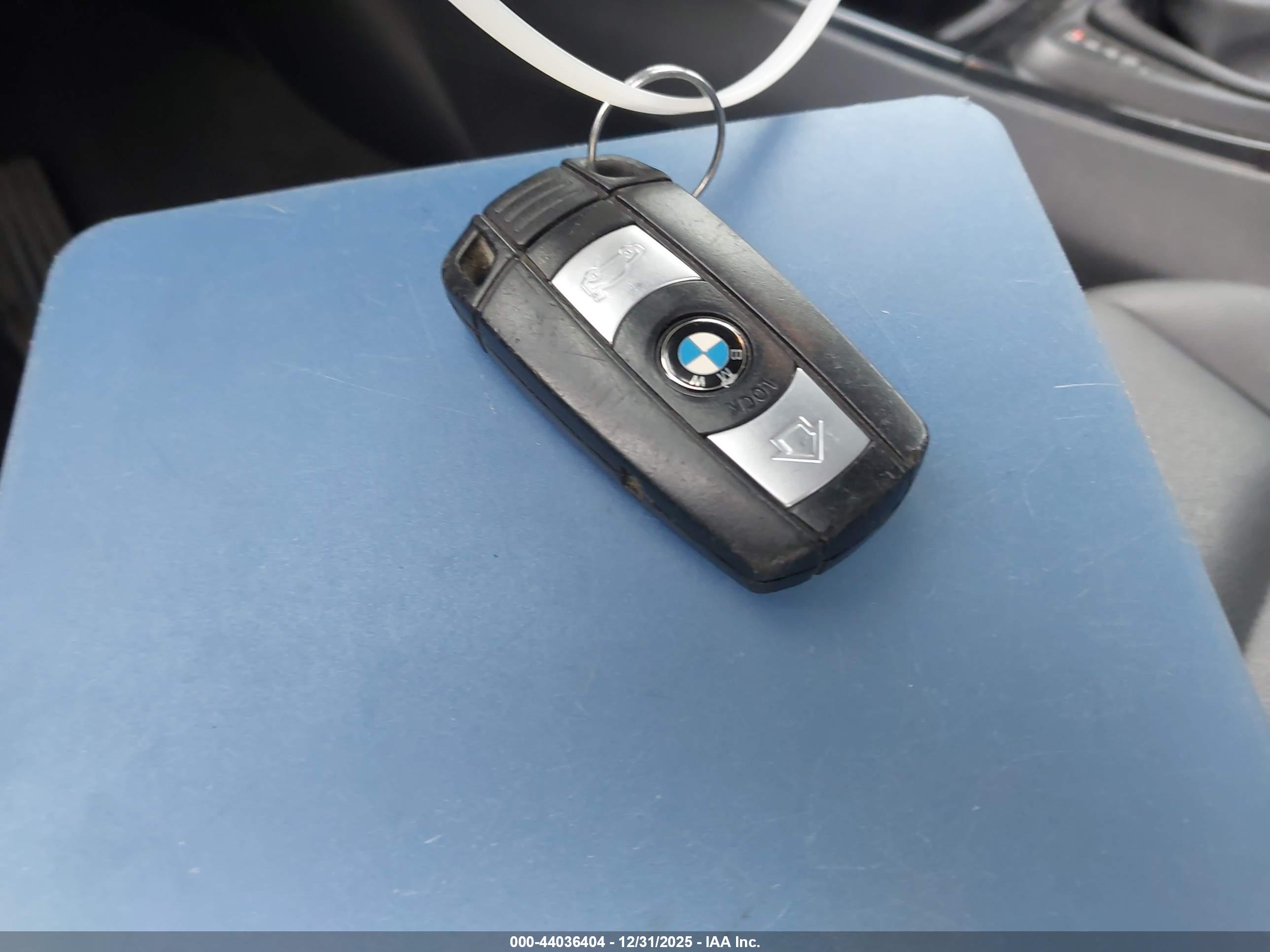 BMW 128I image 11