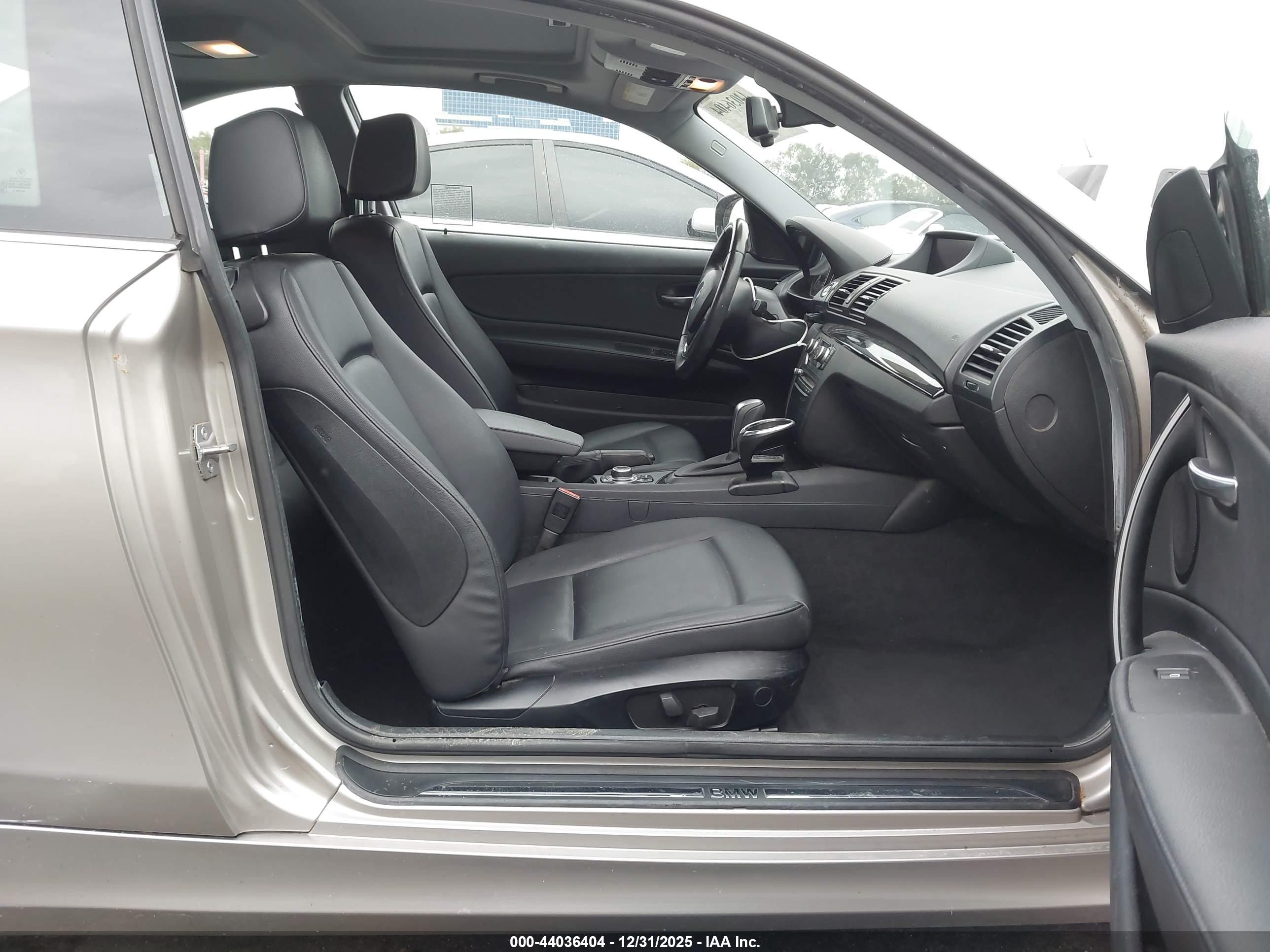 BMW 128I image 5