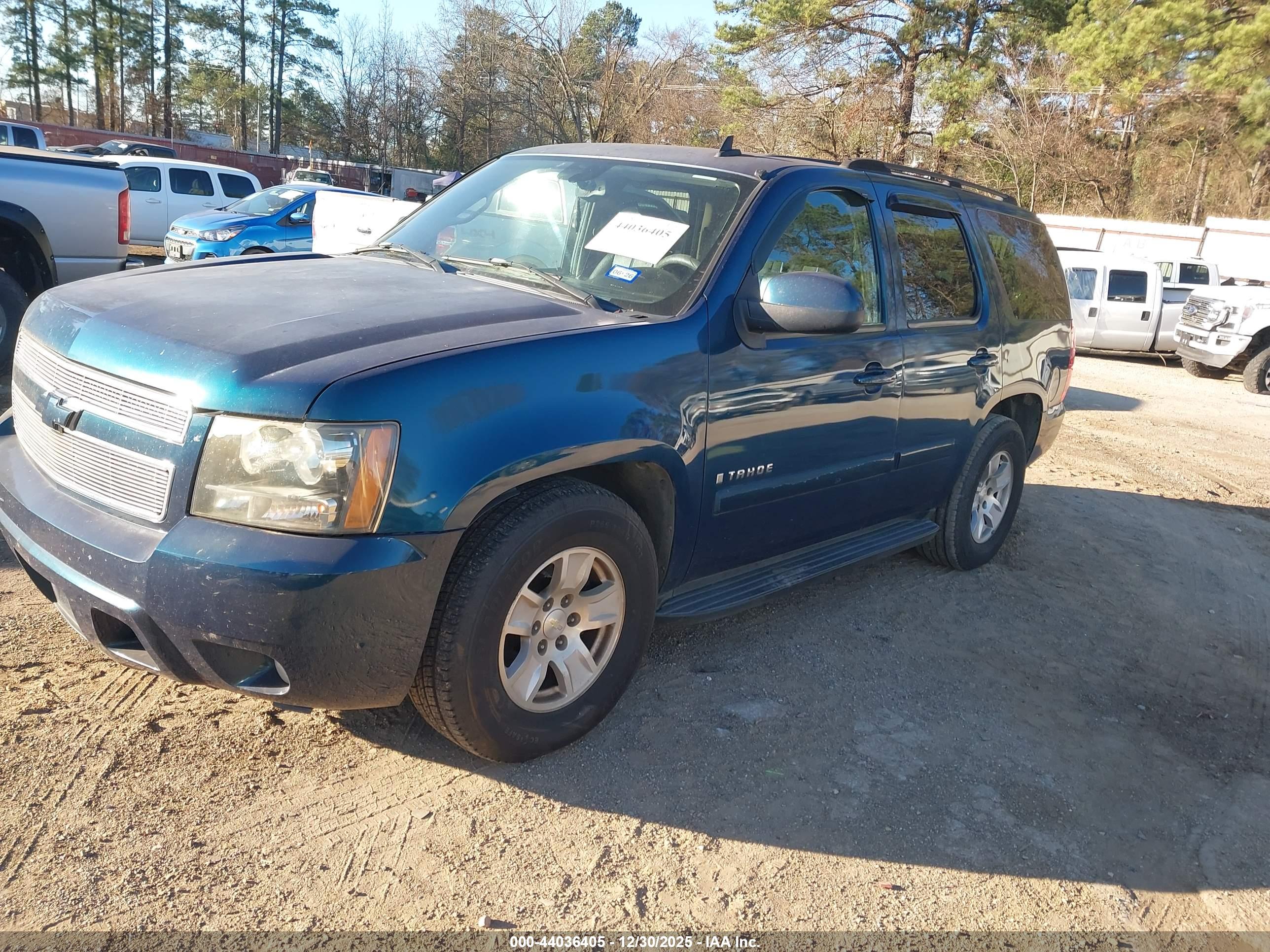 CHEVROLET TAHOE image 2