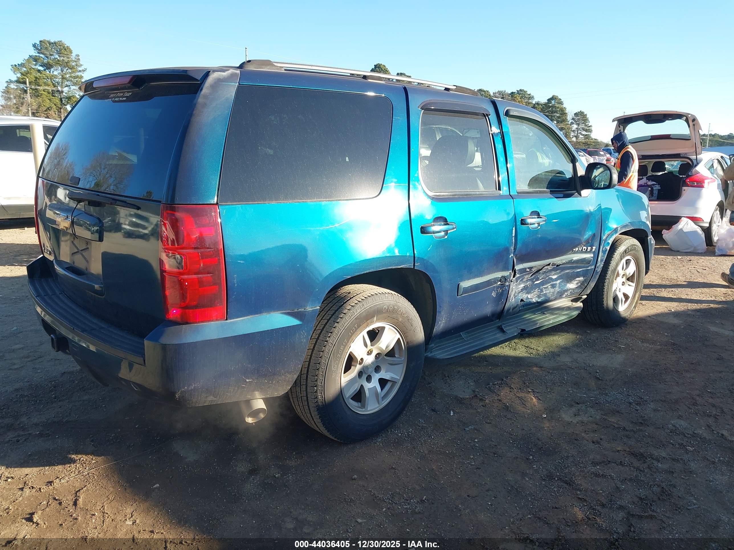 CHEVROLET TAHOE image 4