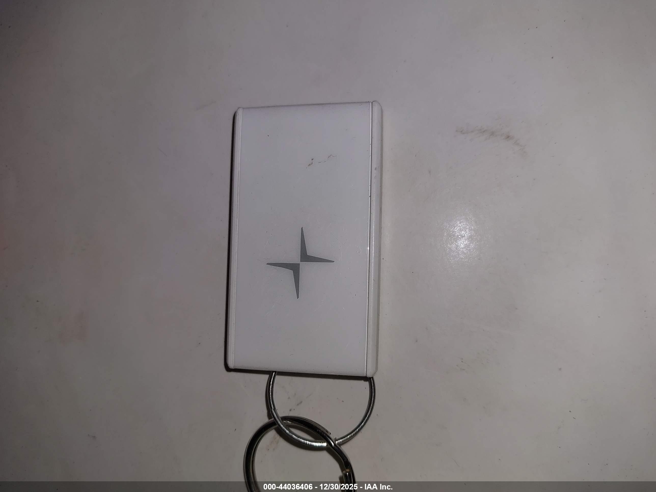 POLESTAR 3 image 11