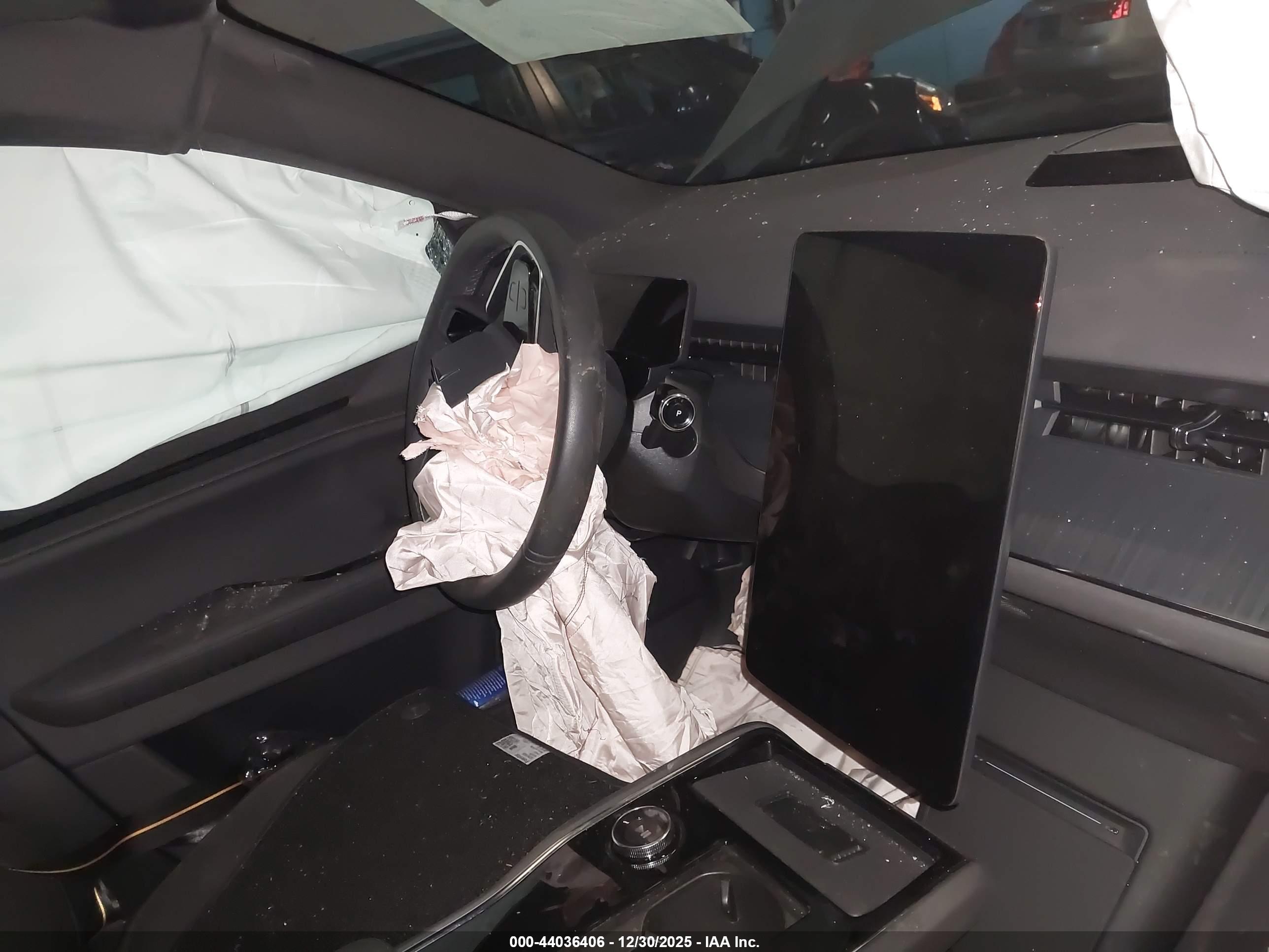 POLESTAR 3 image 7