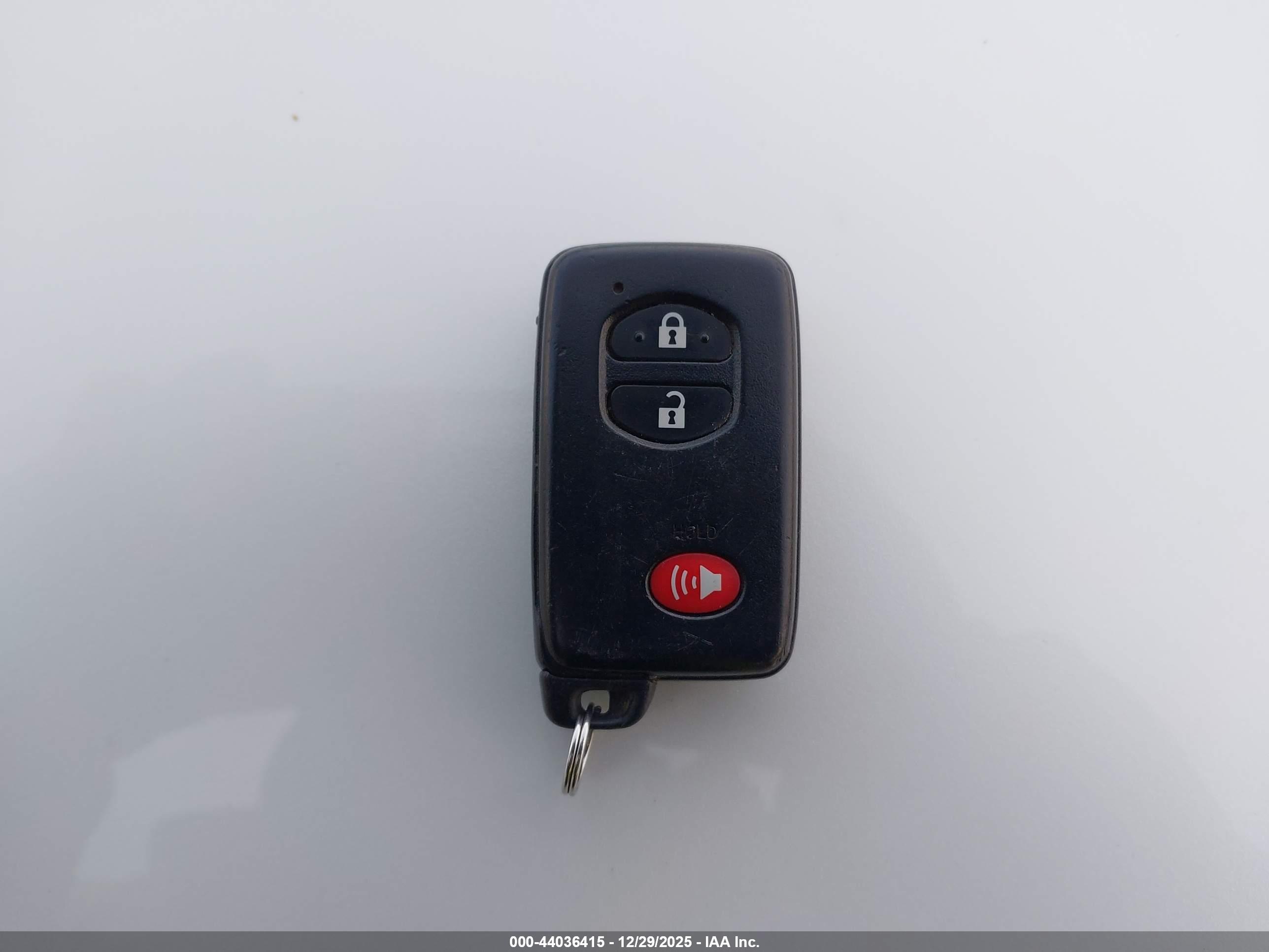 TOYOTA PRIUS image 11