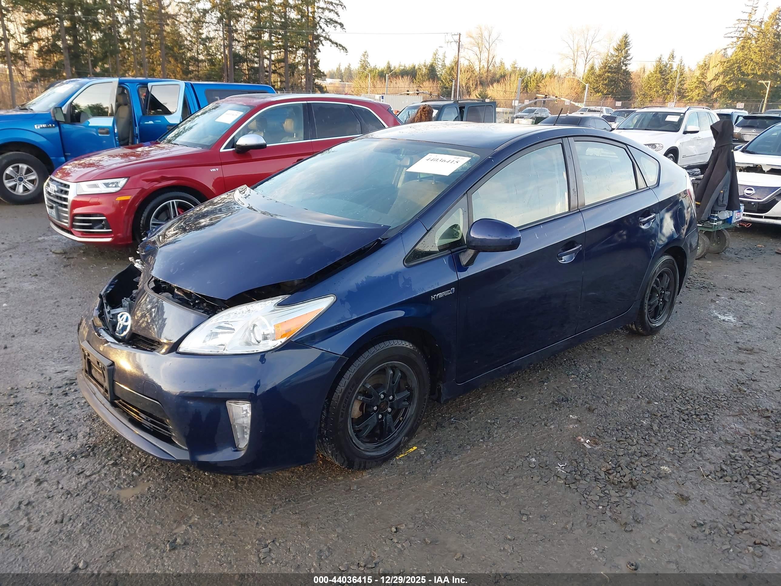TOYOTA PRIUS image 2