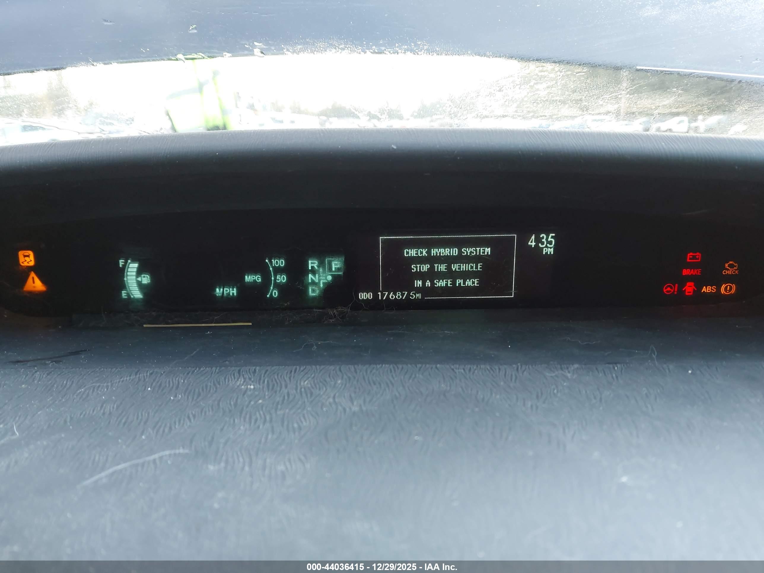 TOYOTA PRIUS image 7