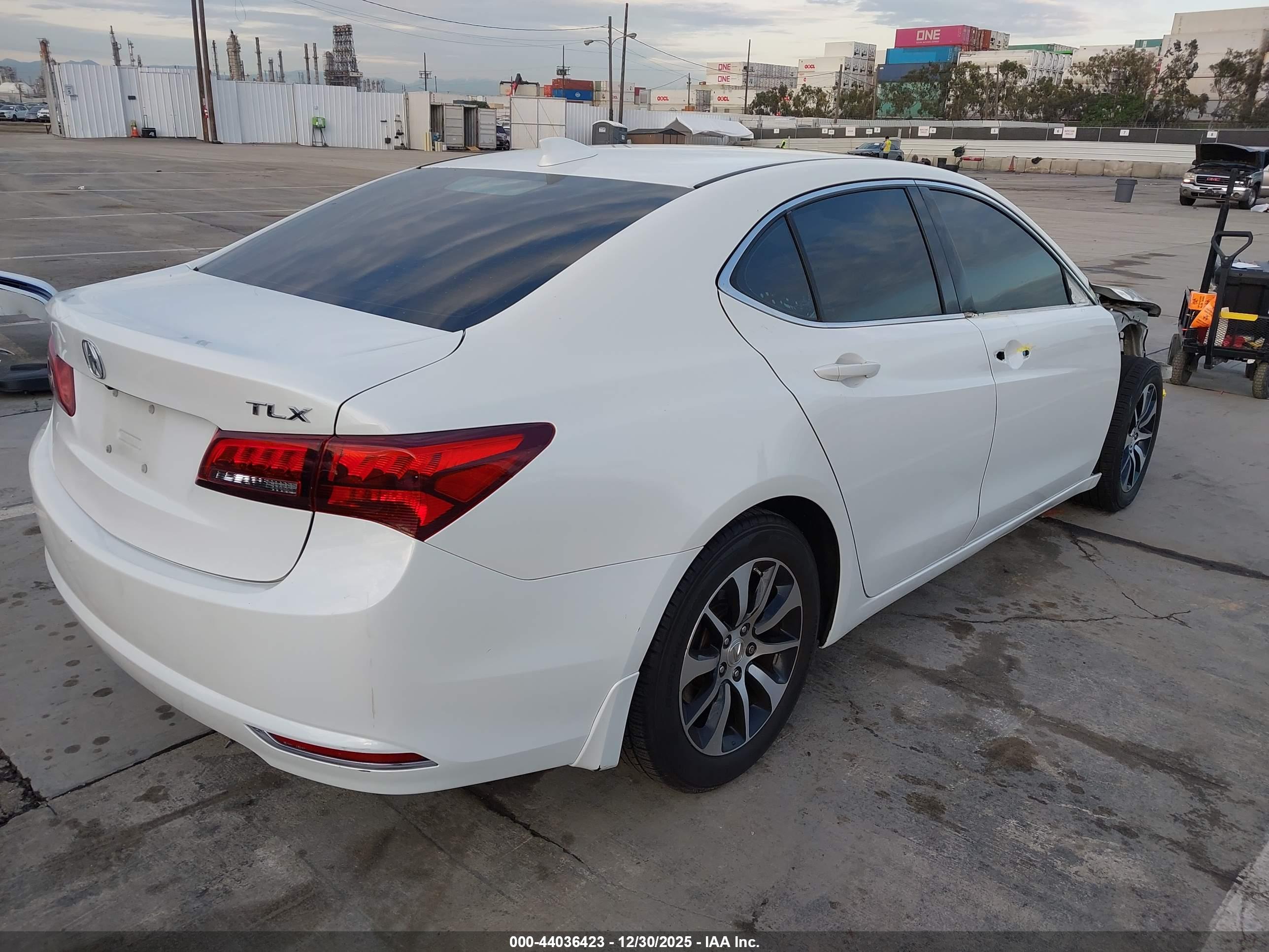 ACURA TLX image 4