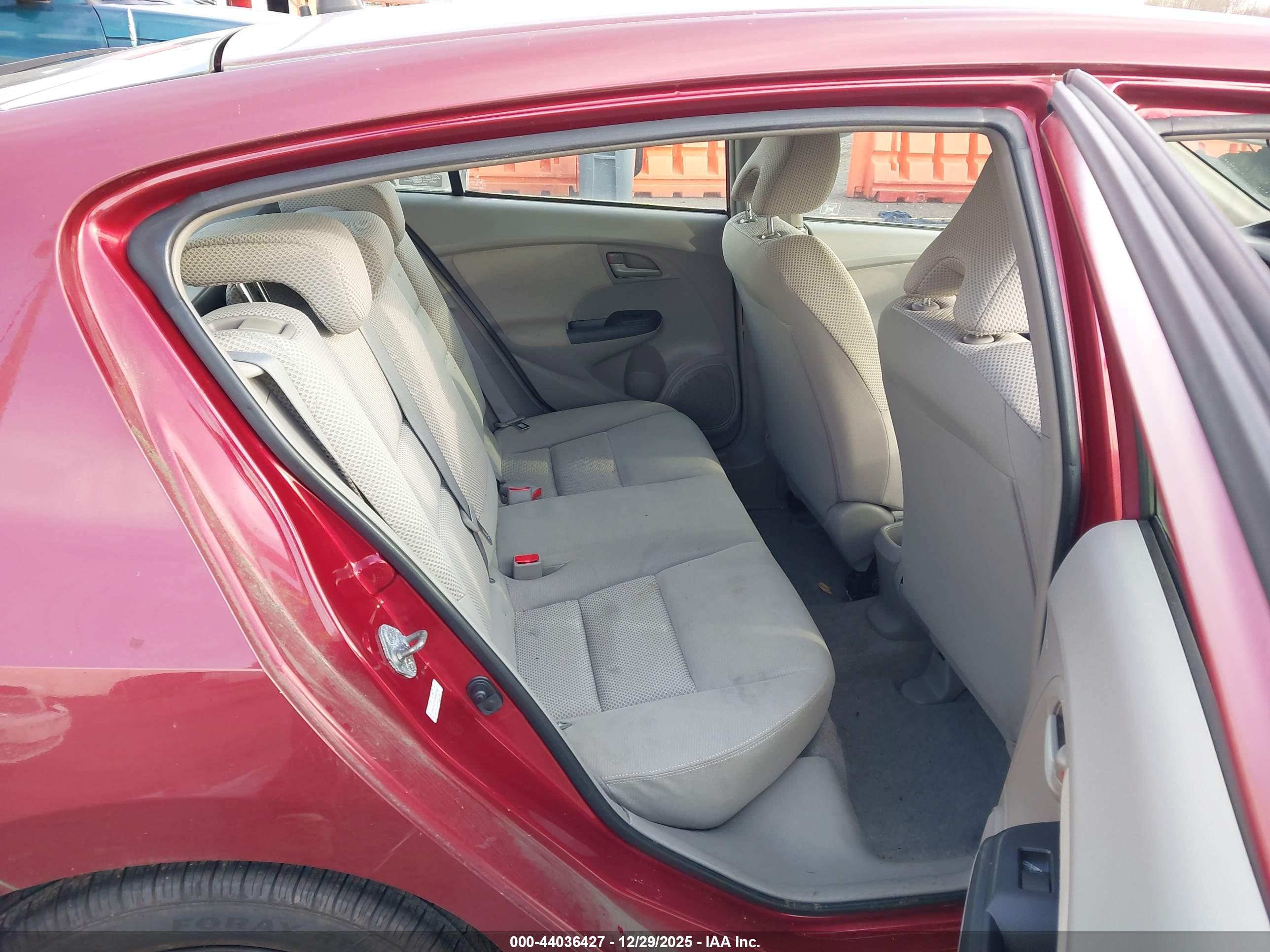 HONDA INSIGHT image 8