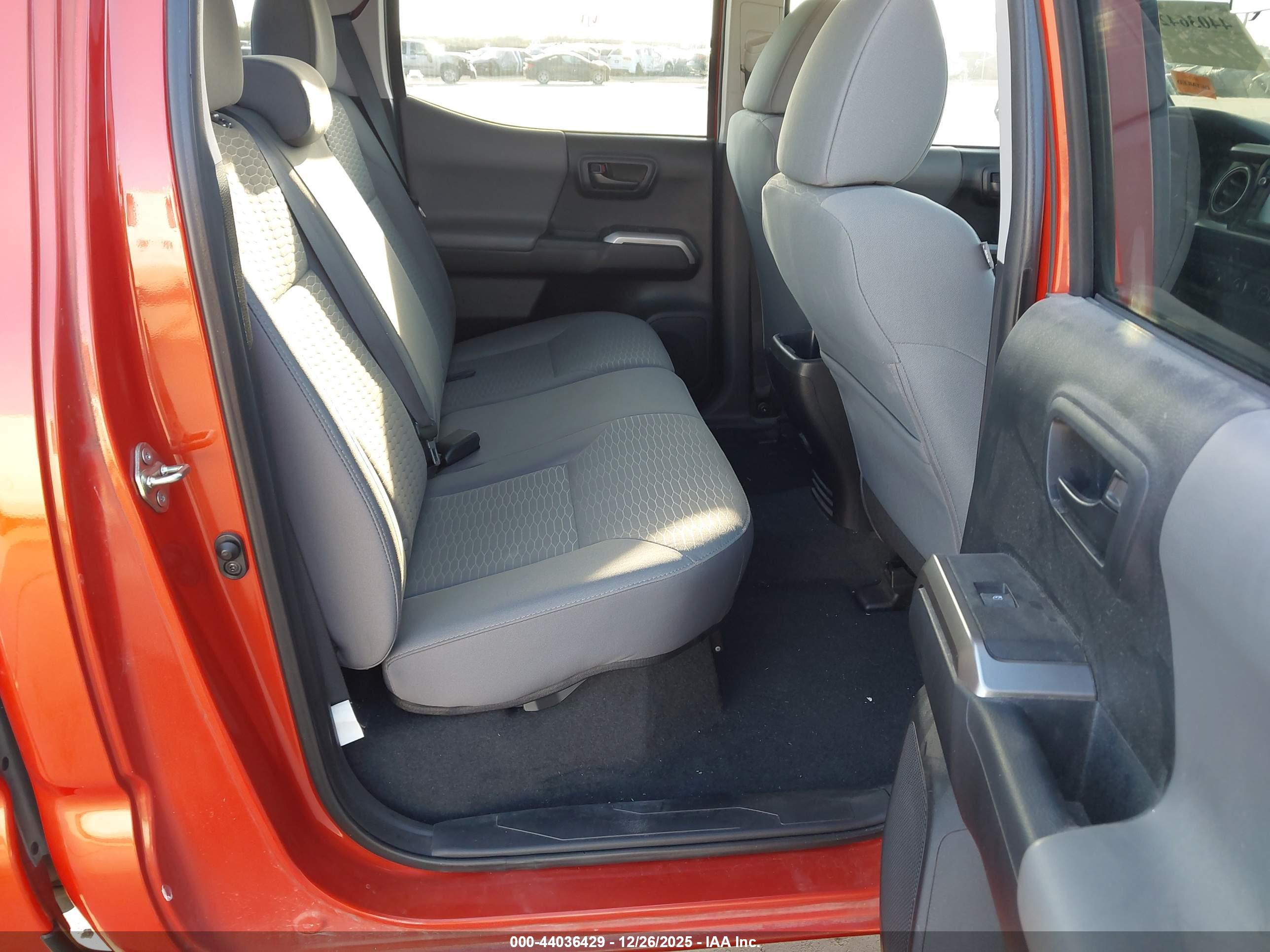 TOYOTA TACOMA image 8