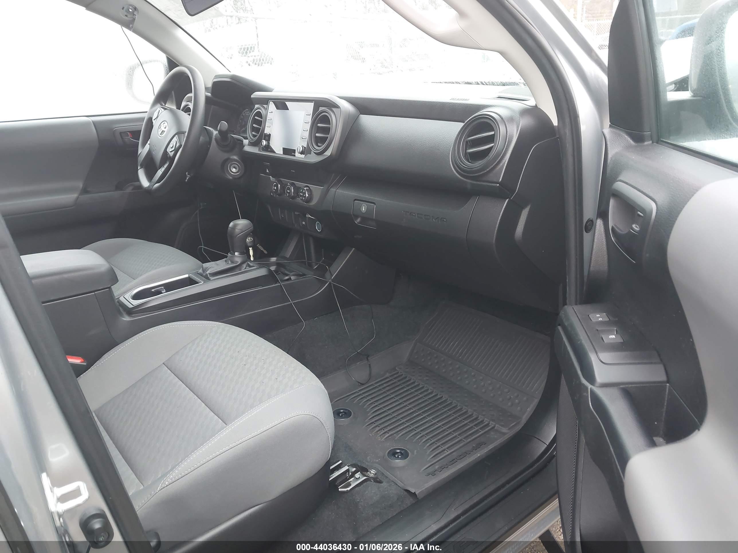 TOYOTA TACOMA image 5